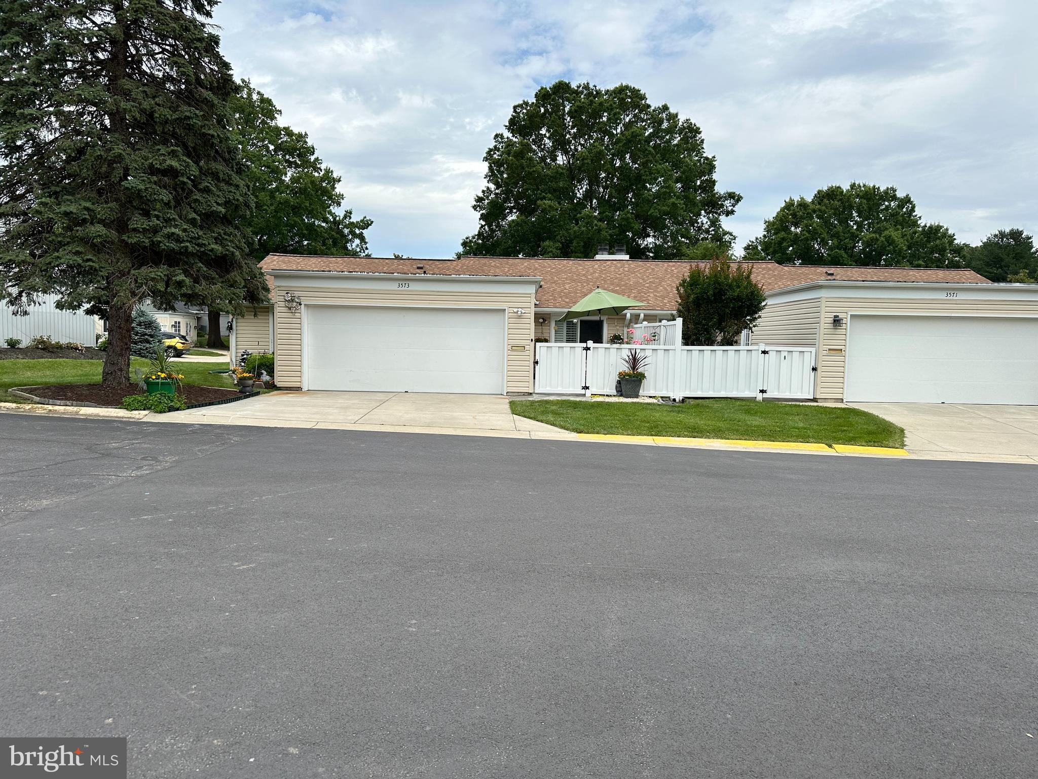 ROSSMOOR MUTUAL - Residential