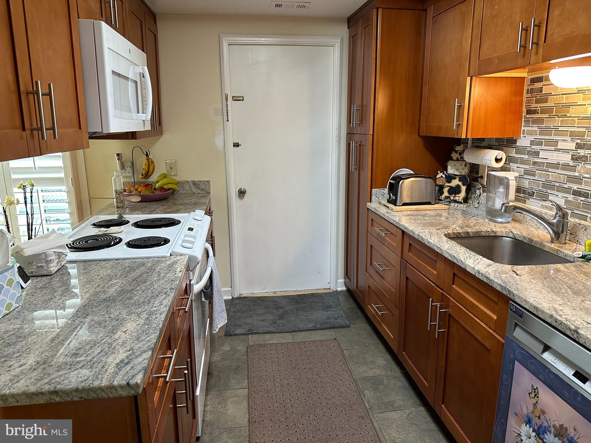 ROSSMOOR MUTUAL - Residential