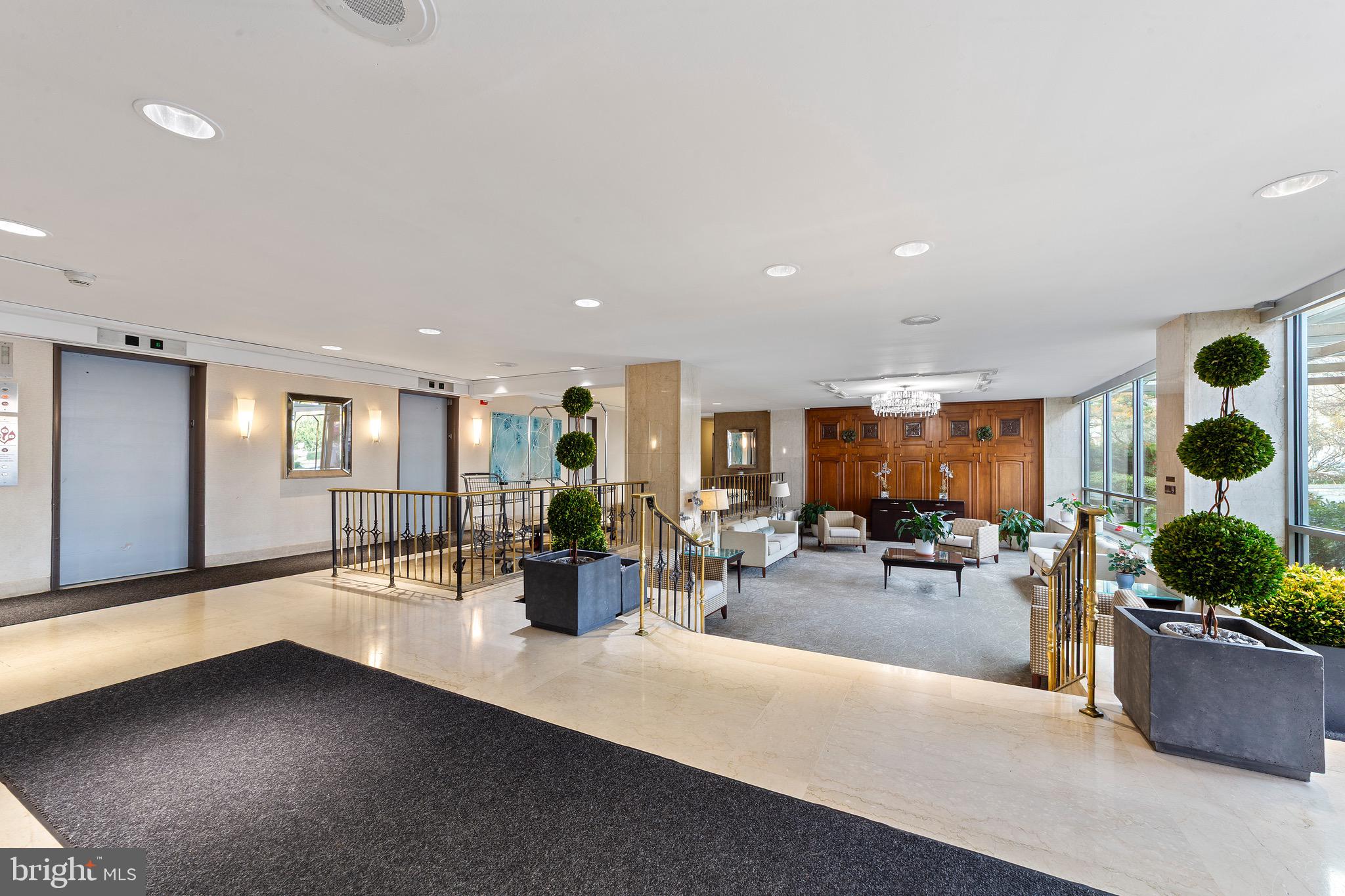 WOODSIDE - Residential Lease