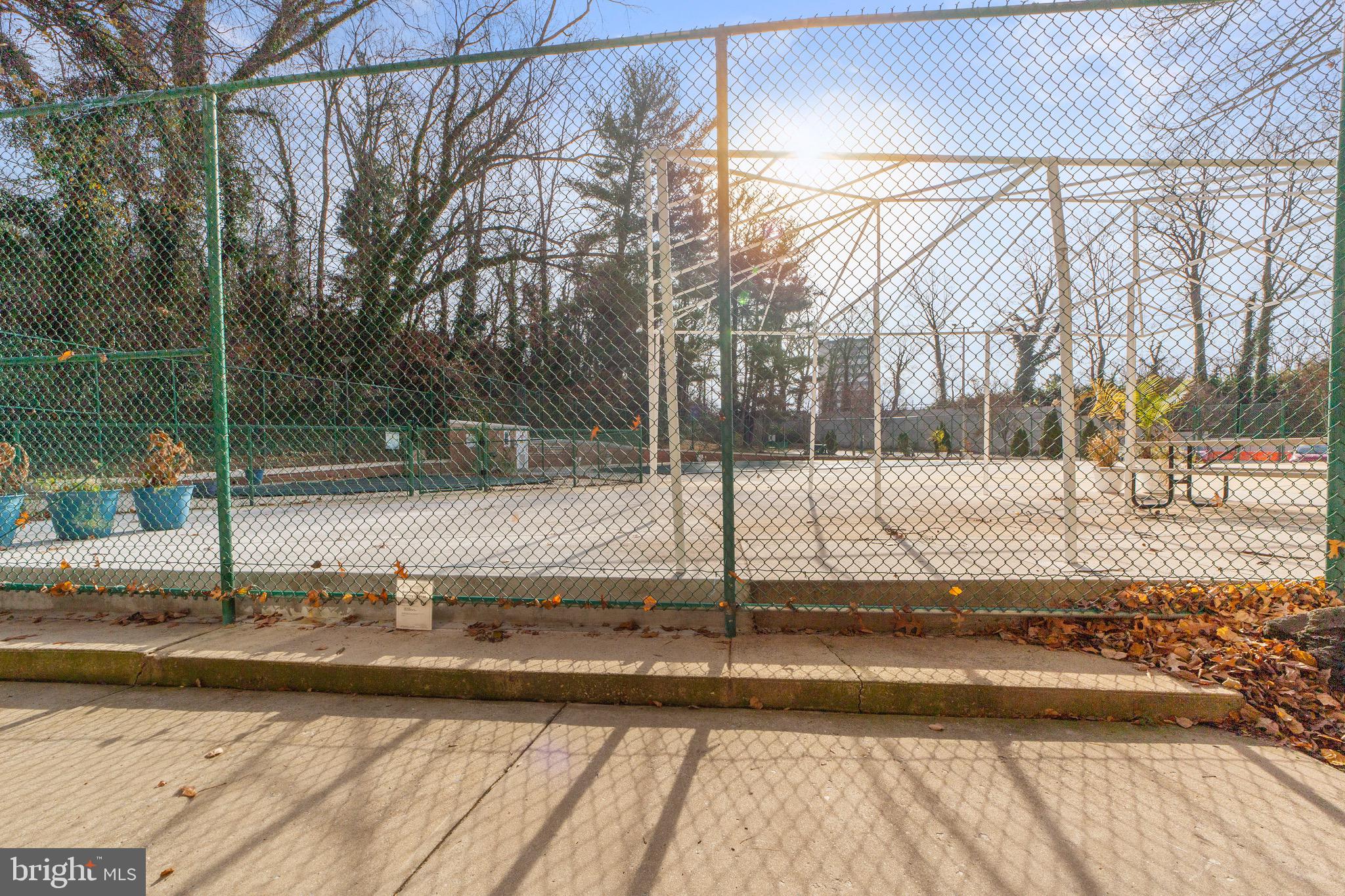 WOODSIDE - Residential Lease