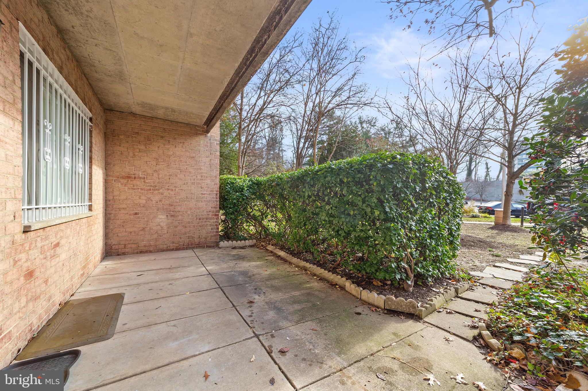 WOODSIDE - Residential Lease