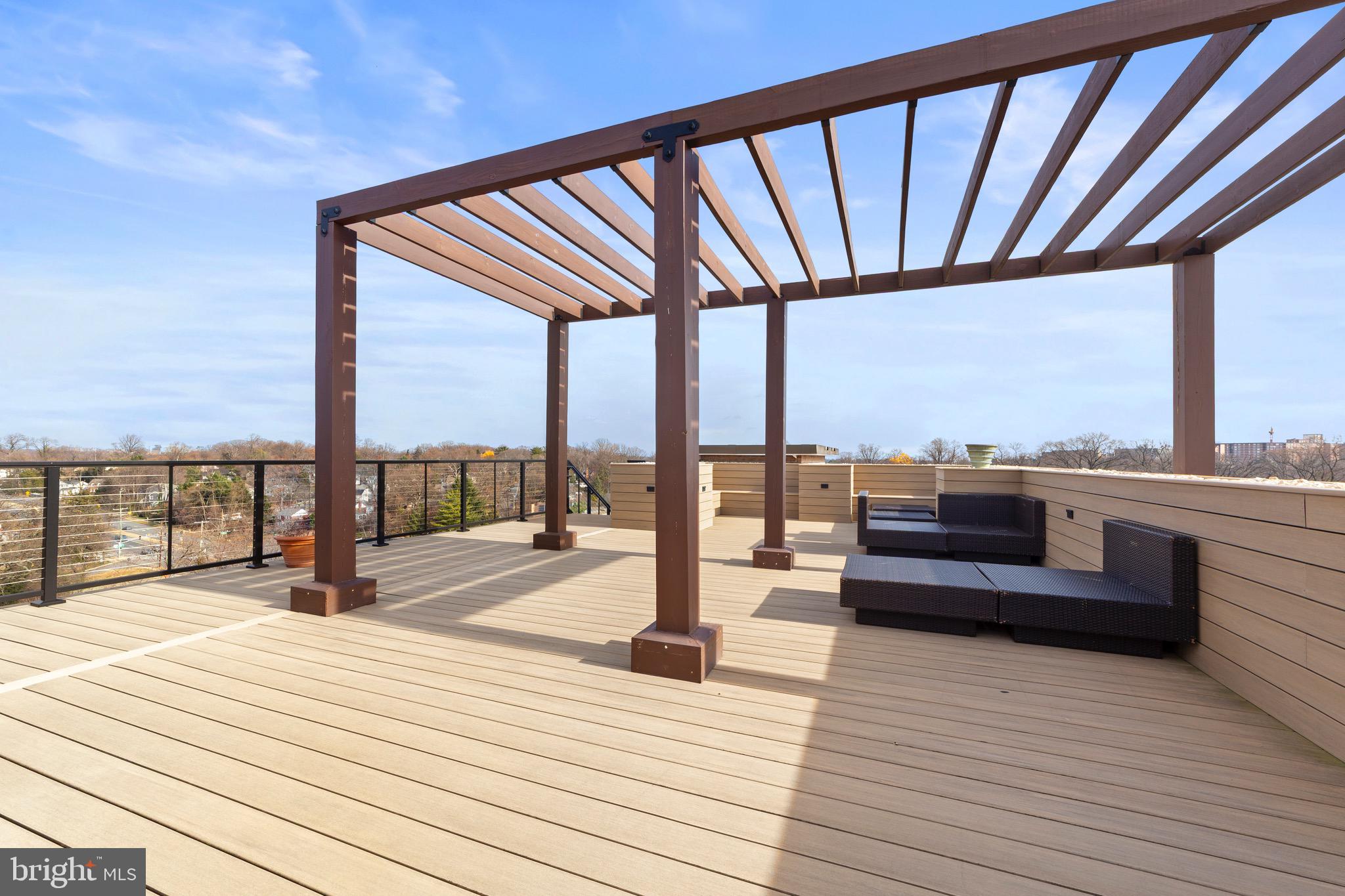 WOODSIDE - Residential Lease