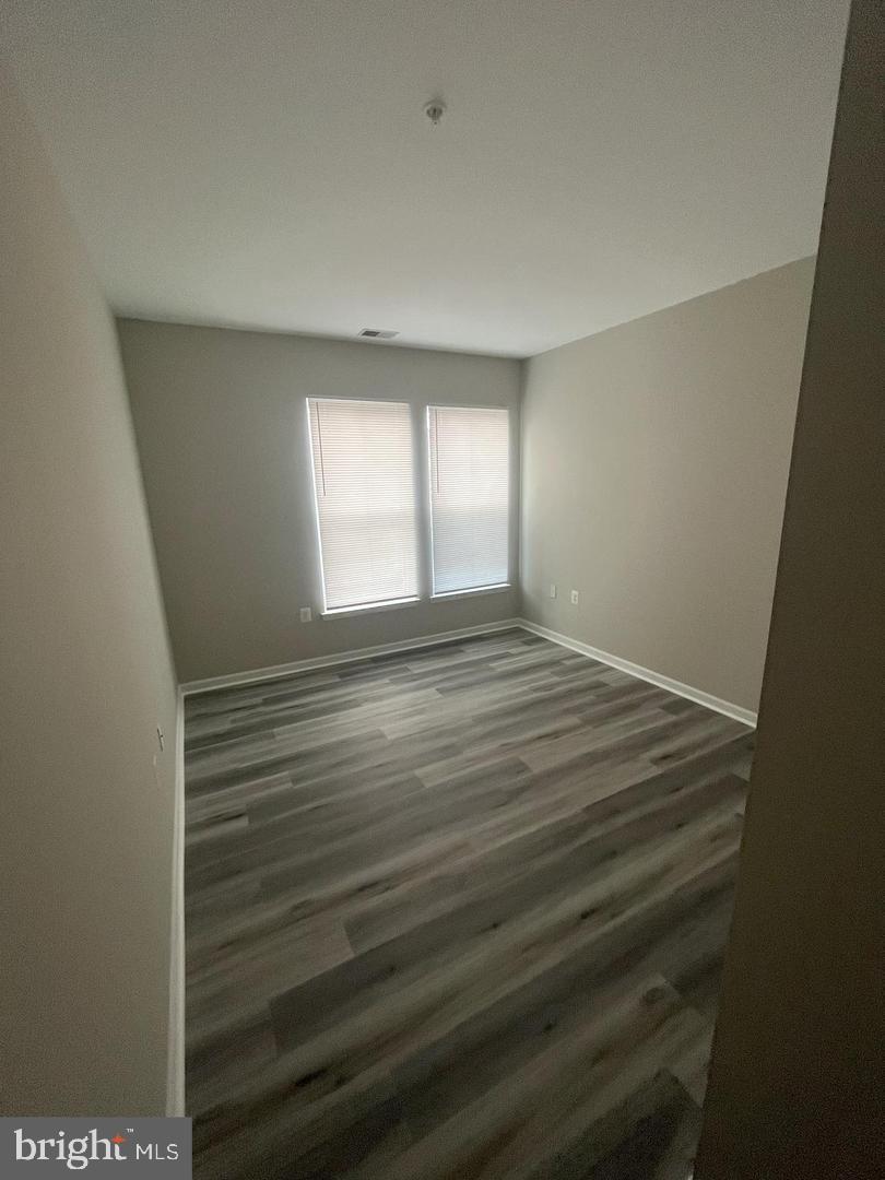 THE ADDISON AT ST PAUL - Residential Lease