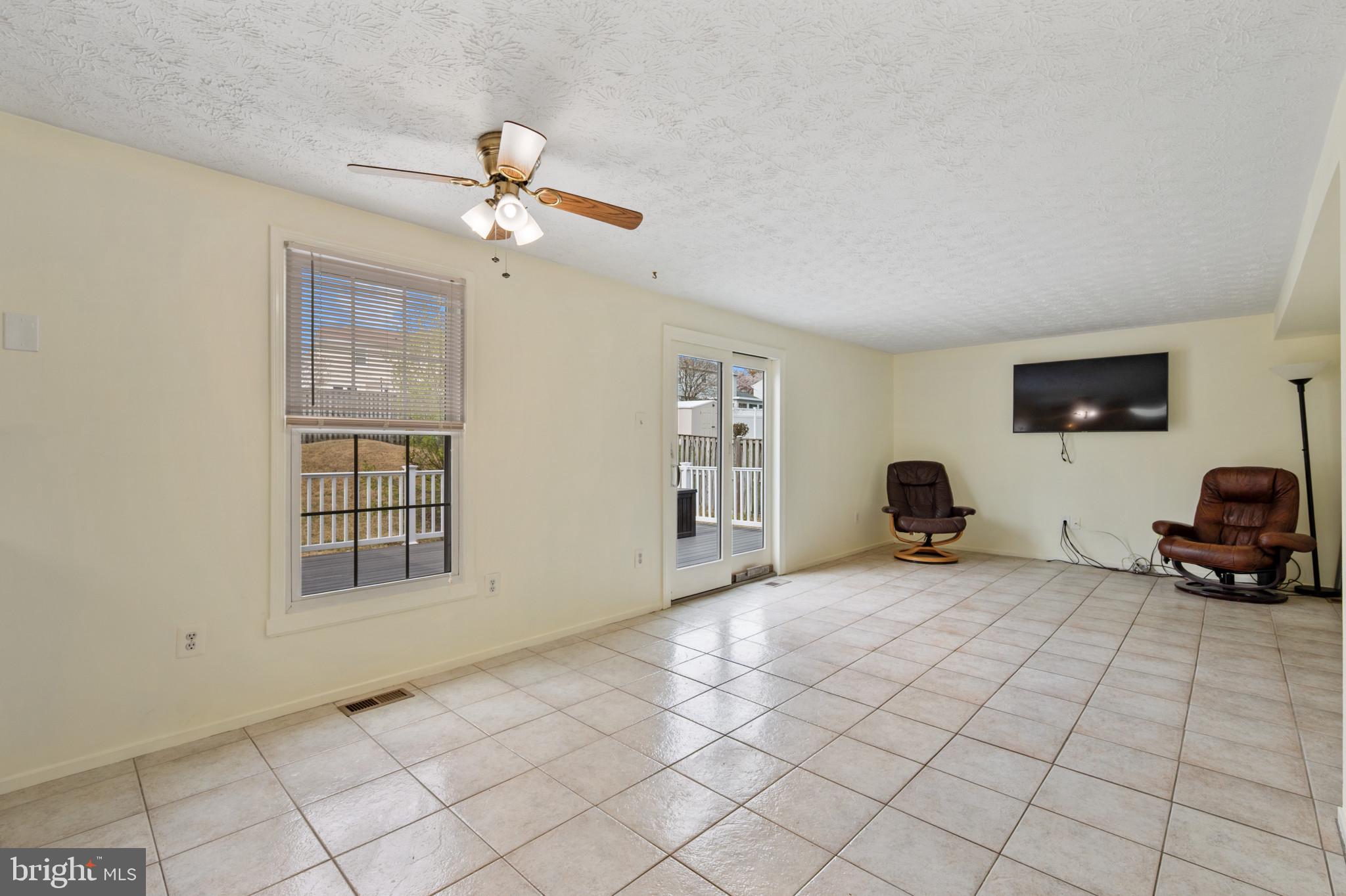 GLENN DALE ESTATES - Residential