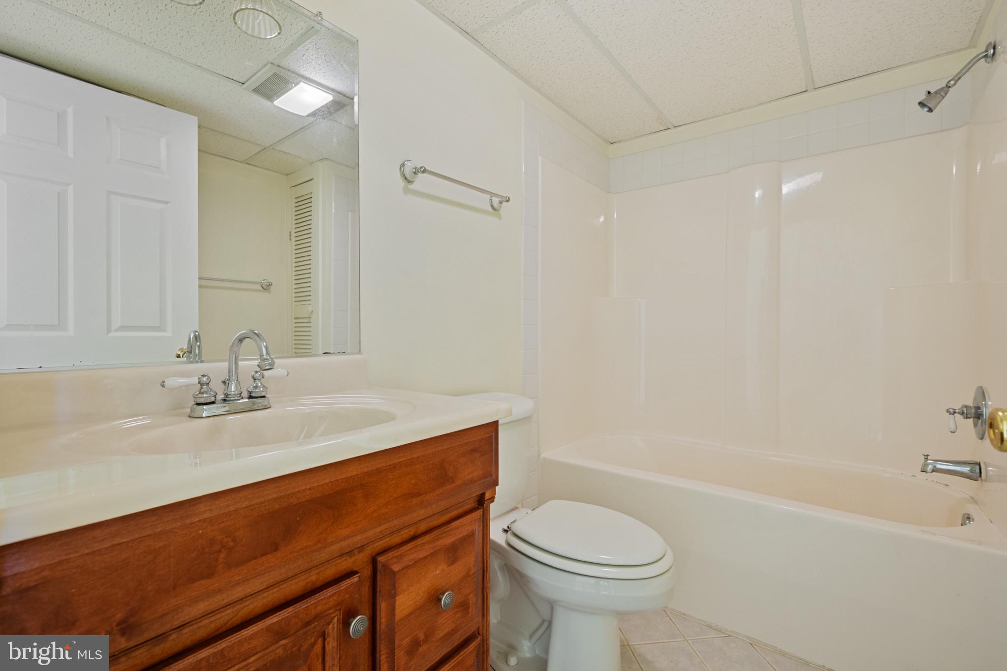 GLENN DALE ESTATES - Residential