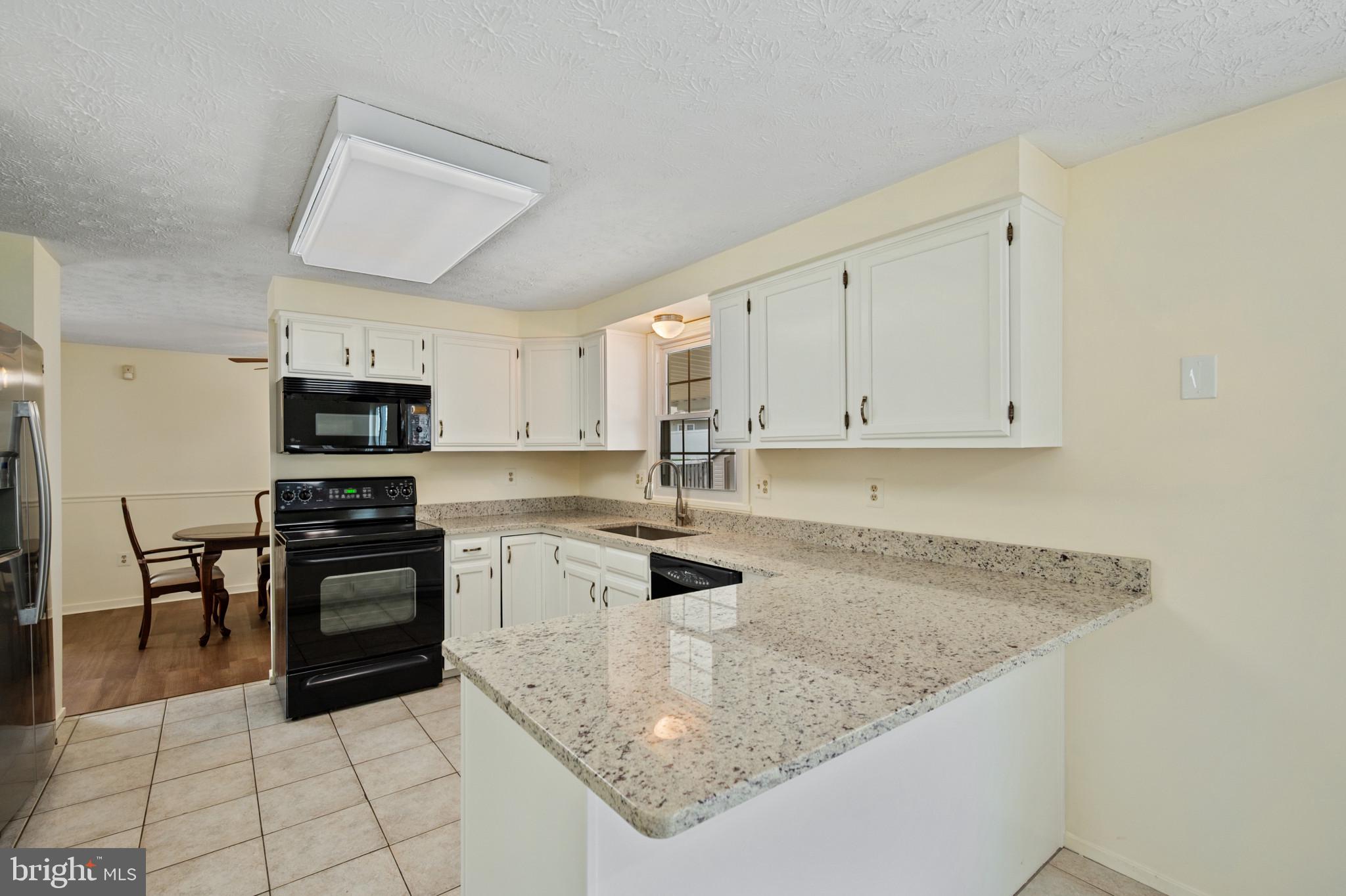 GLENN DALE ESTATES - Residential