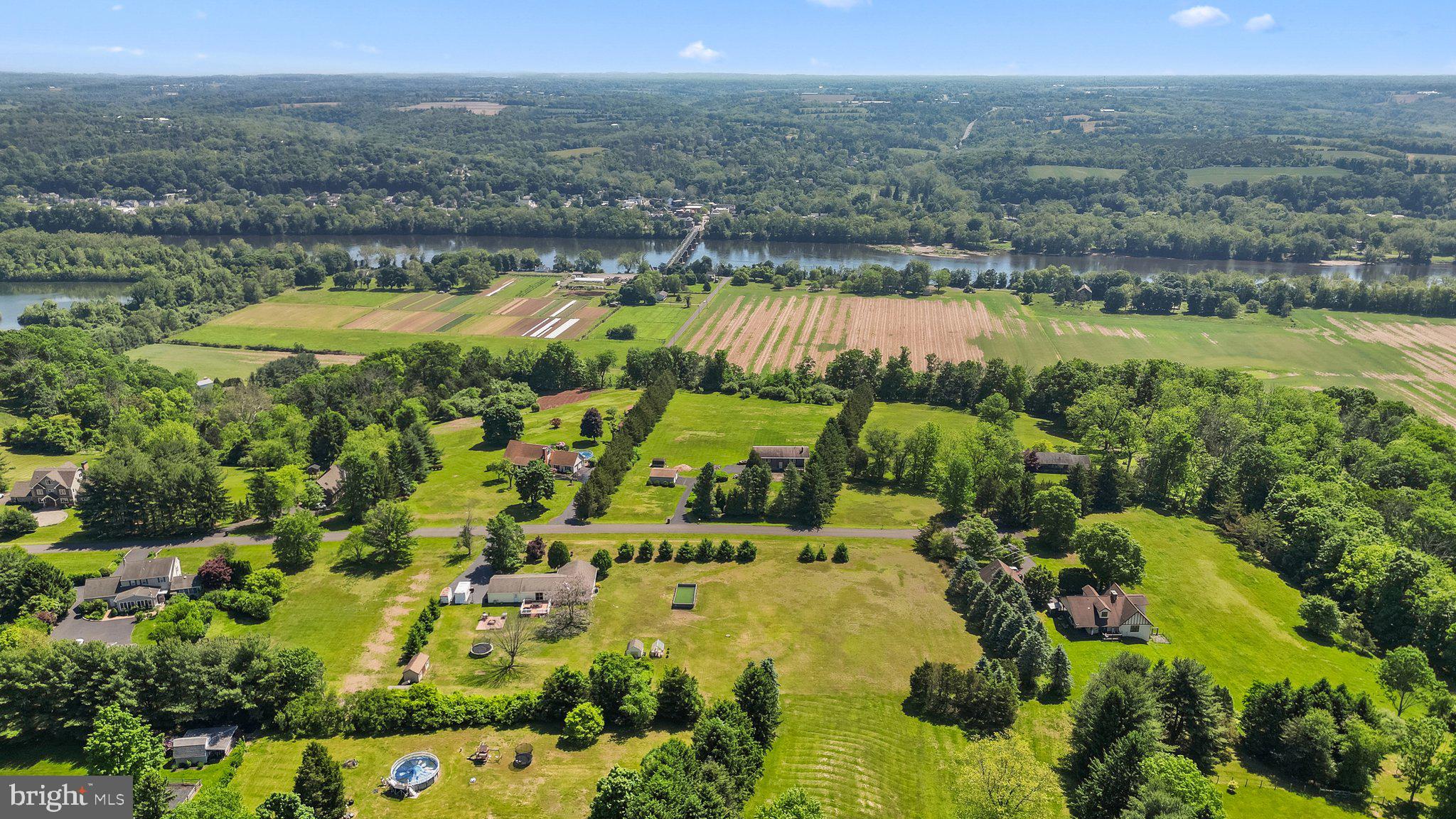 EVERBREEZE PLATEAU - Residential