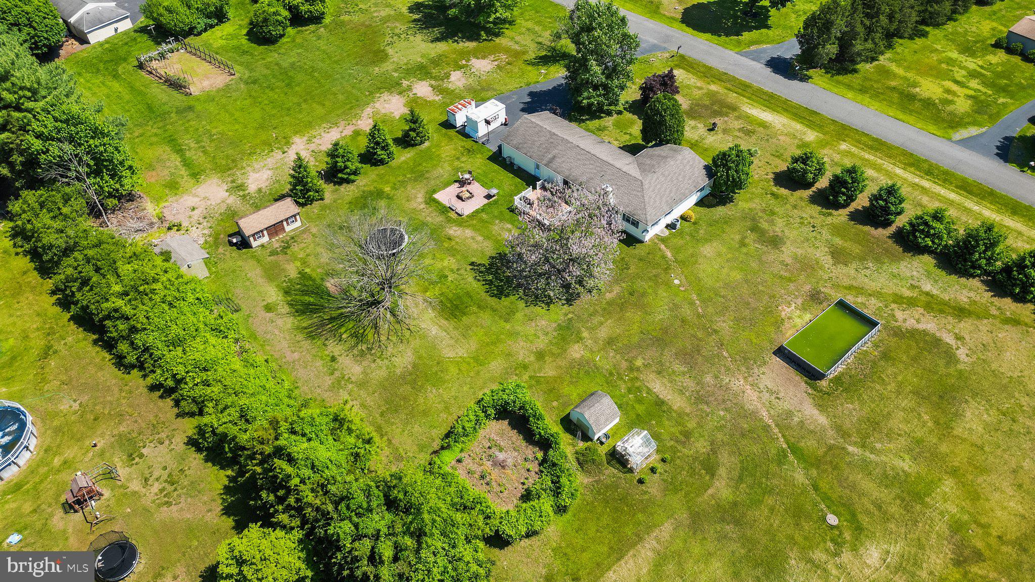 EVERBREEZE PLATEAU - Residential