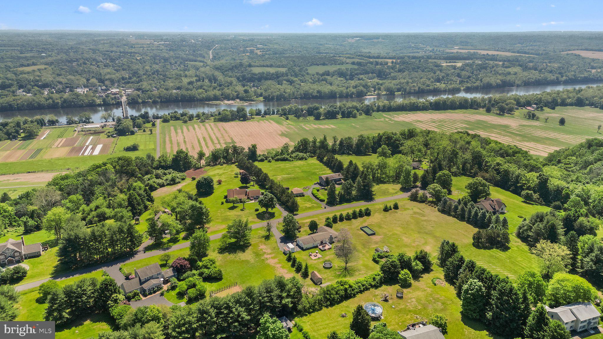 EVERBREEZE PLATEAU - Residential