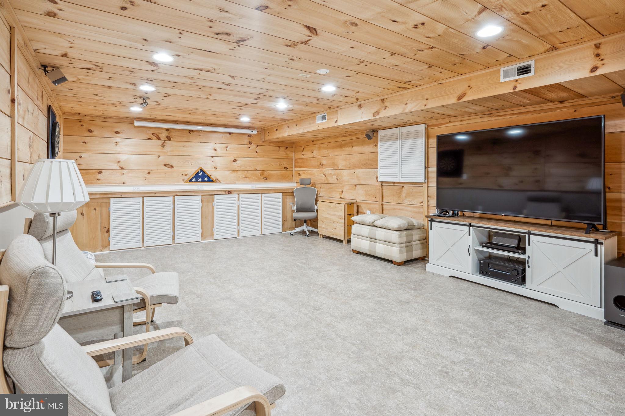 HERITAGE HARBOUR - Residential