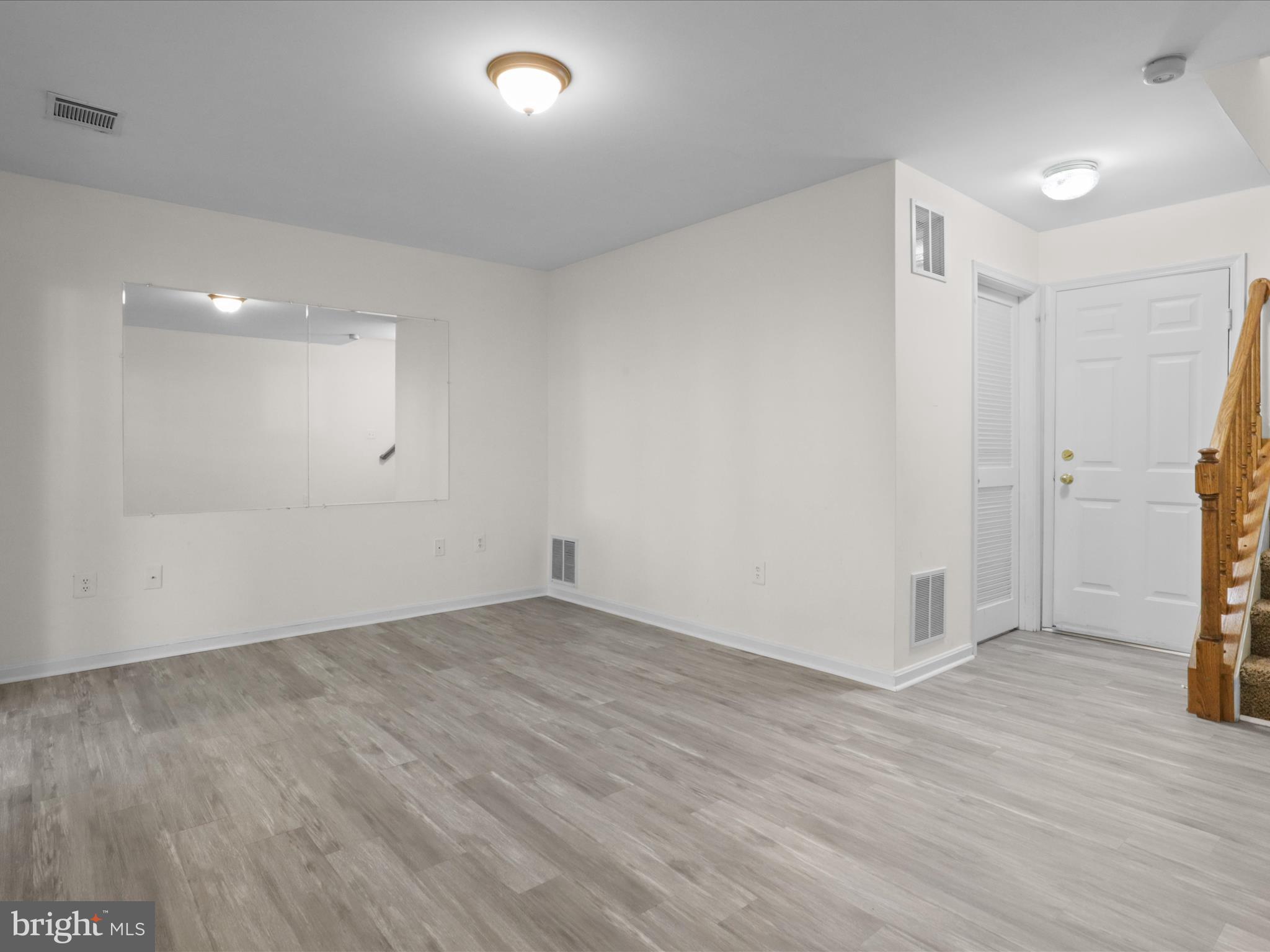 MCNAIR FARMS LANDBAY 11 - Residential