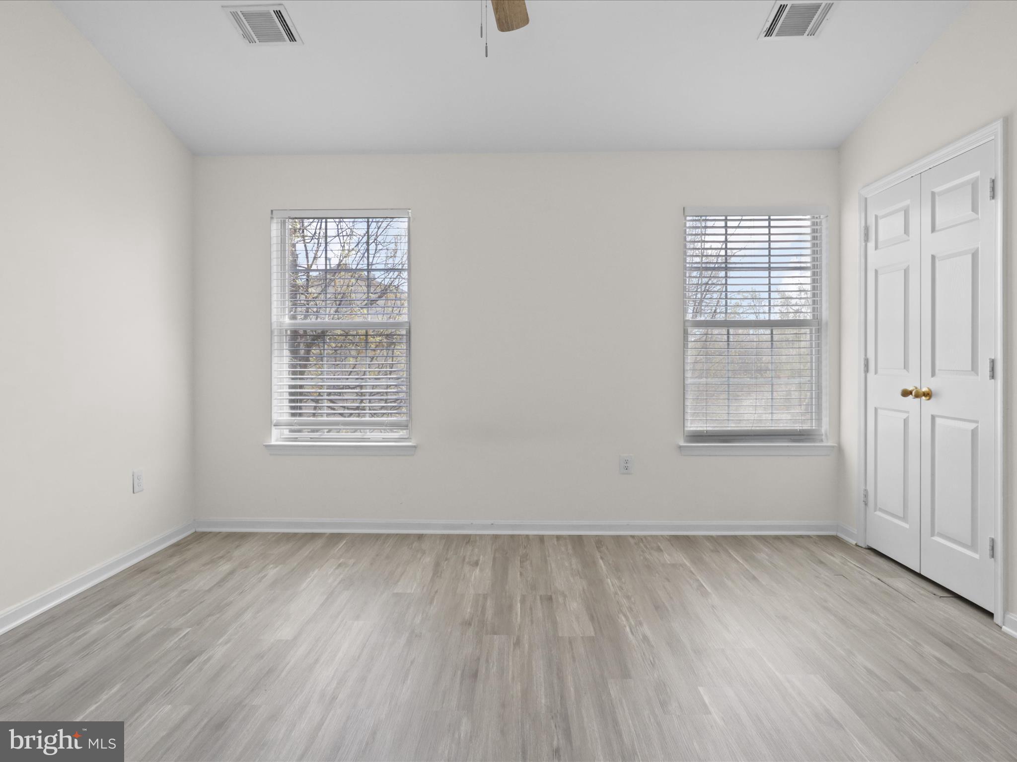 MCNAIR FARMS LANDBAY 11 - Residential