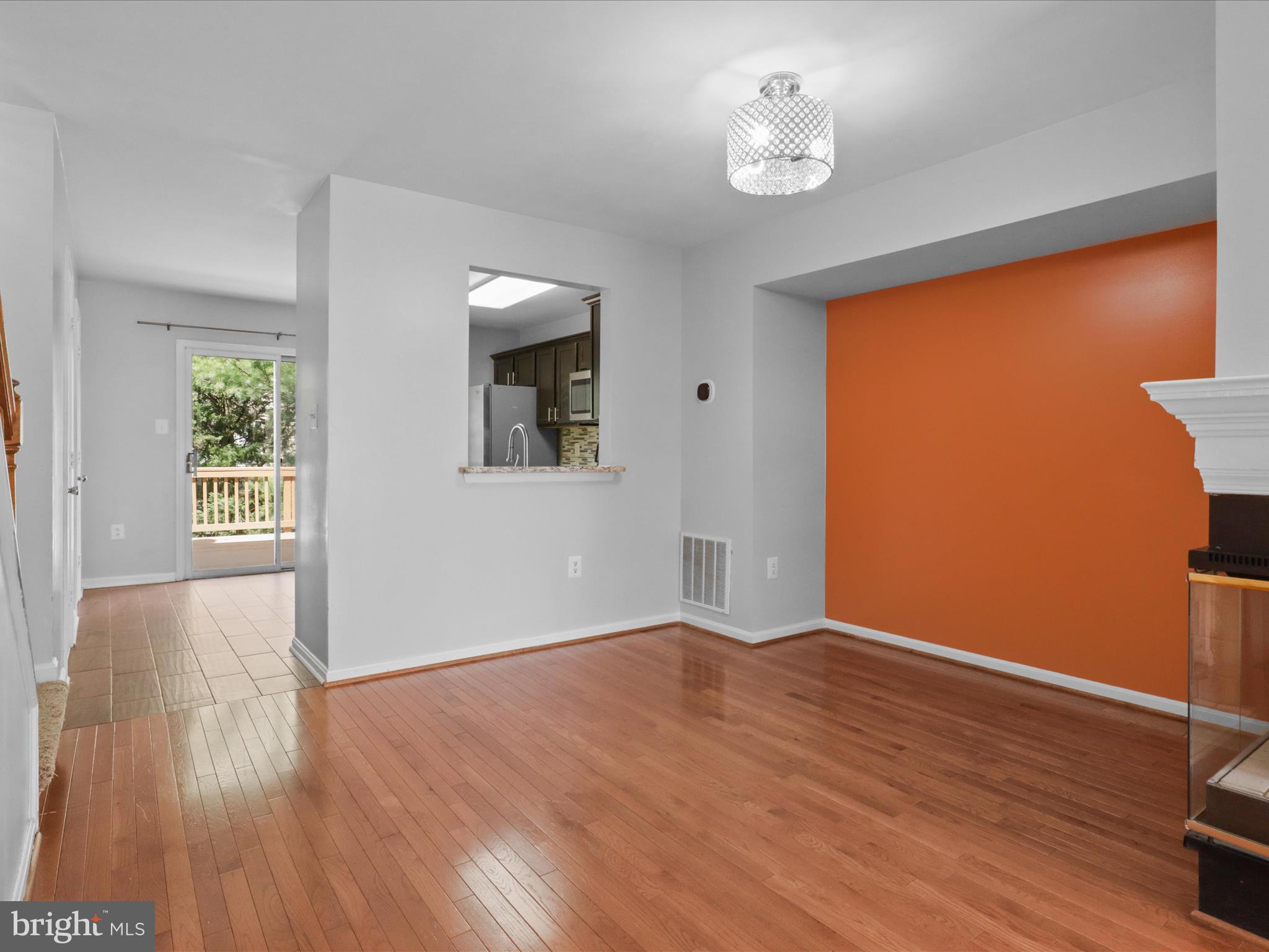 MCNAIR FARMS LANDBAY 11 - Residential