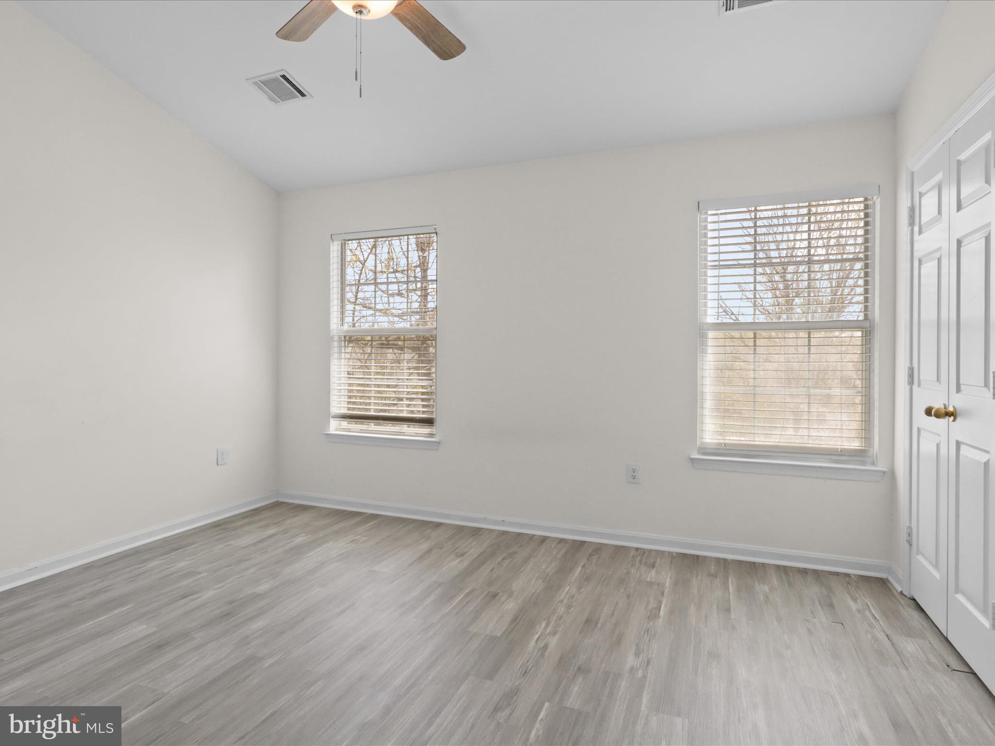 MCNAIR FARMS LANDBAY 11 - Residential