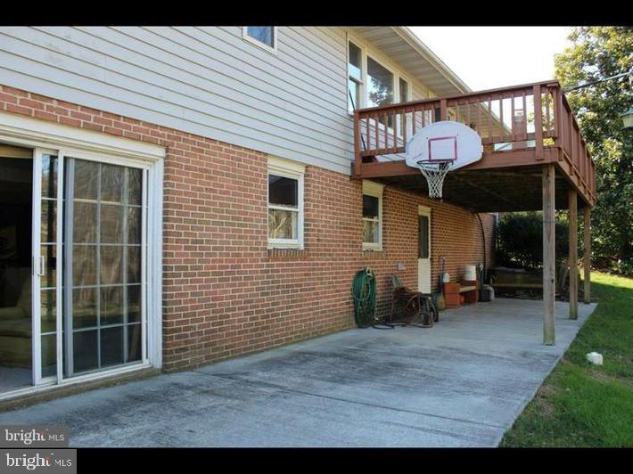 118 TAFT TERRACE