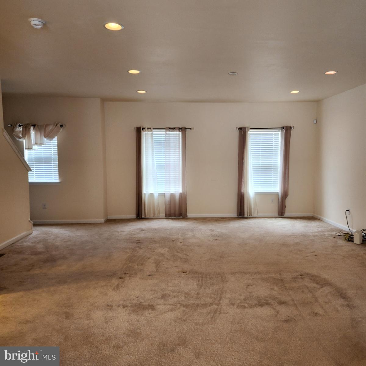 RIVERCREST - Residential Lease