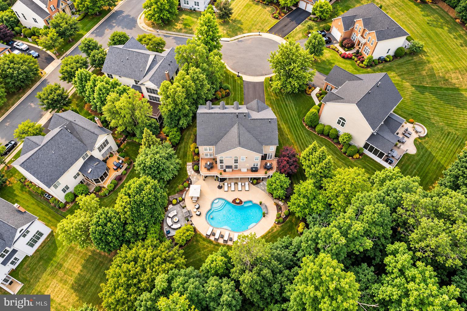 21373 LARUE COURT
