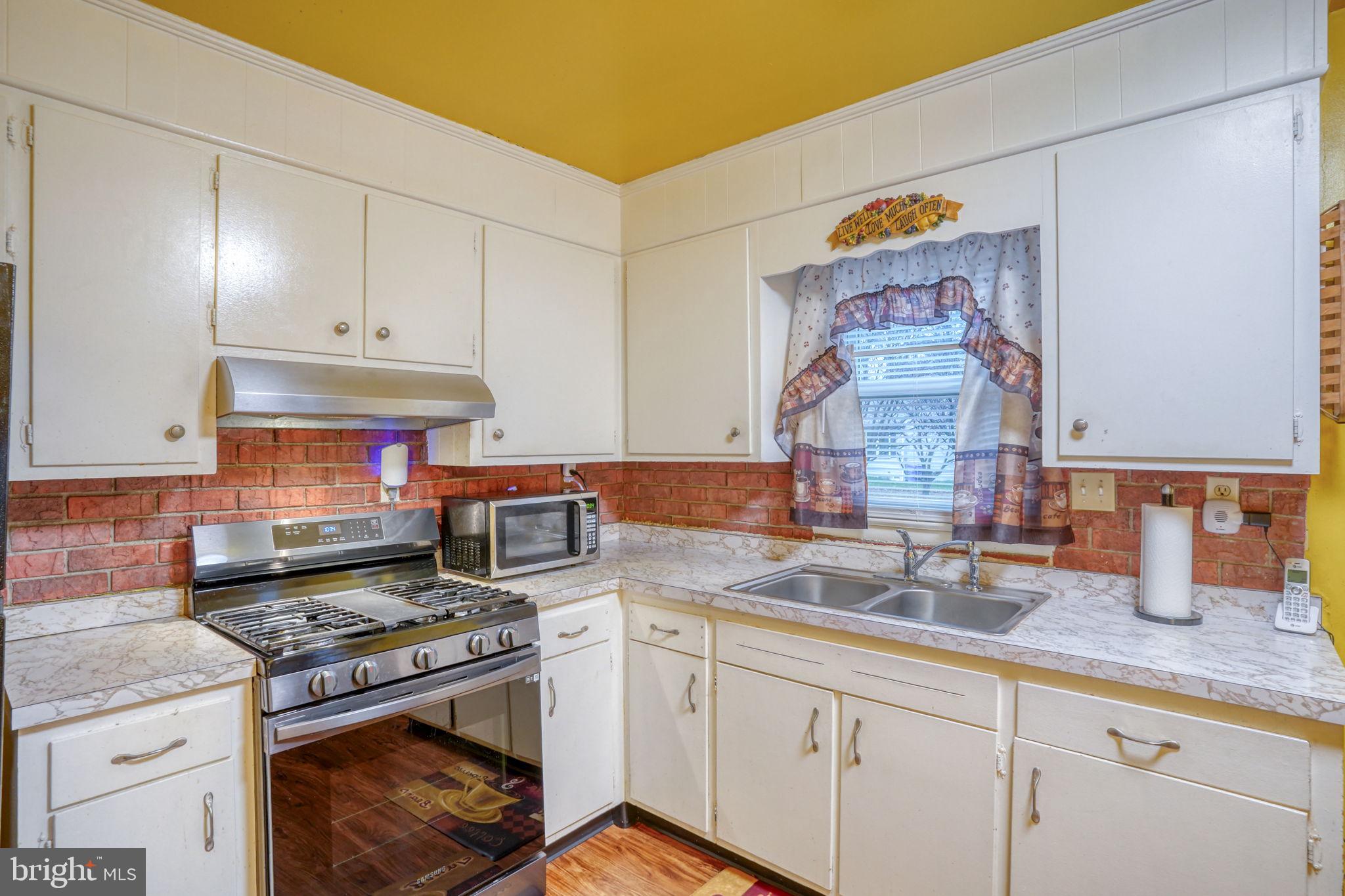 QUAKER ESTATES - Residential