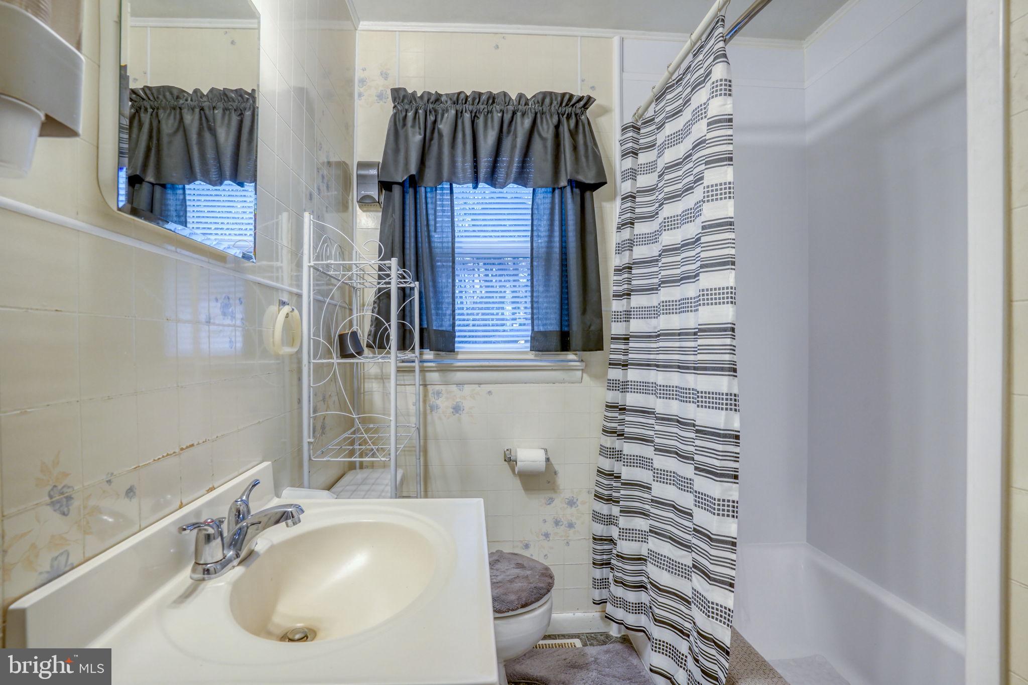 QUAKER ESTATES - Residential