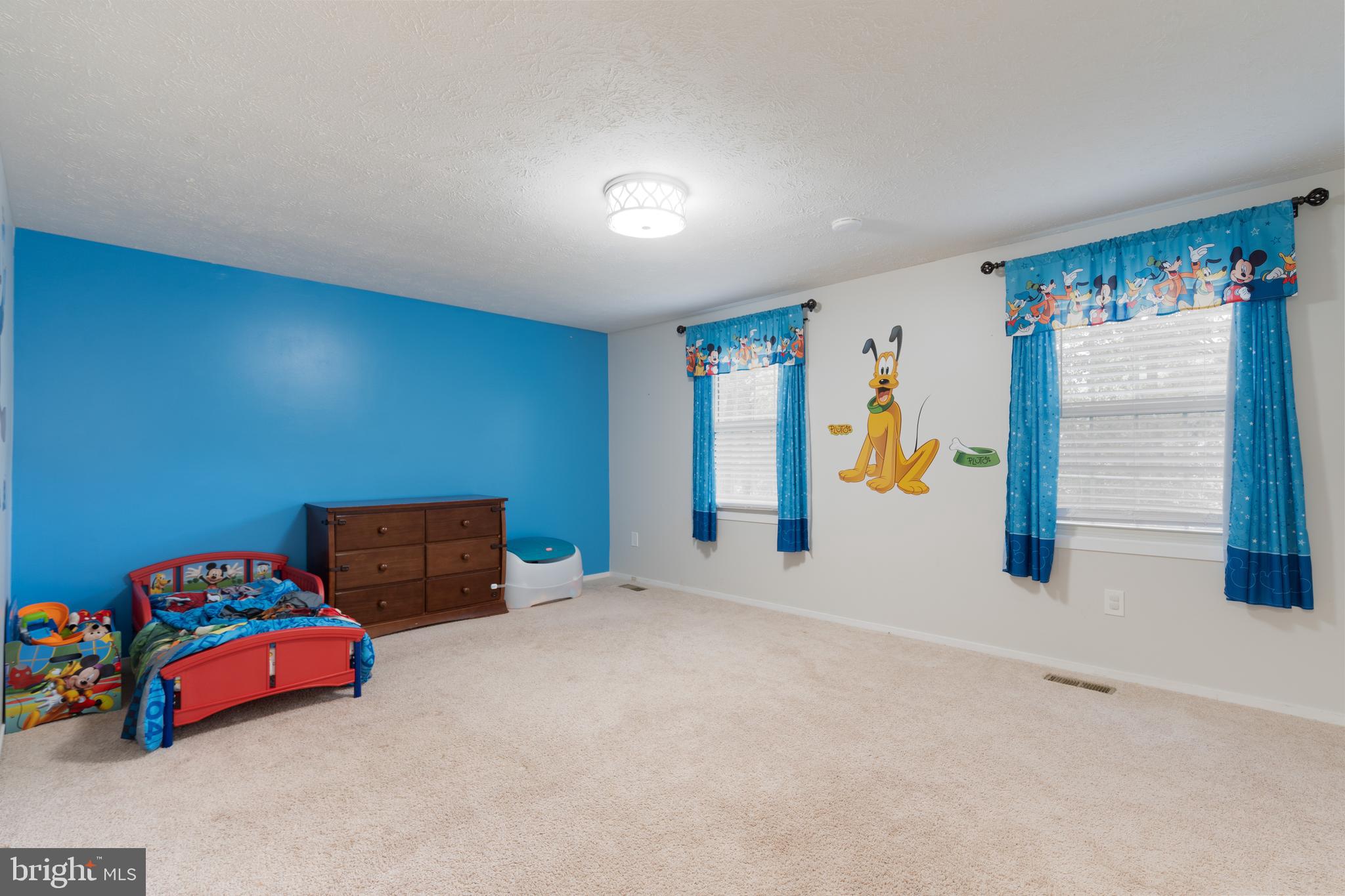 BURKE CENTRE - Residential