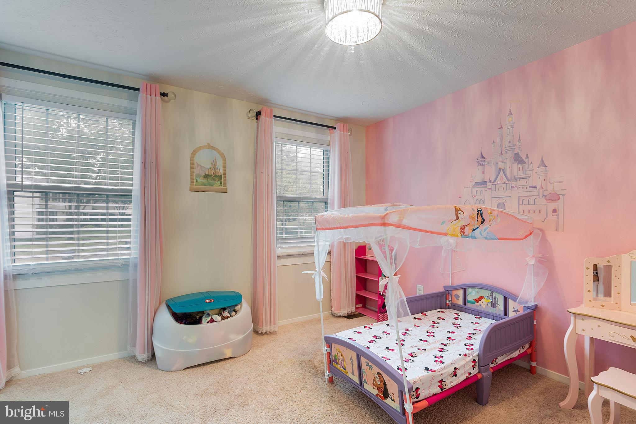 BURKE CENTRE - Residential