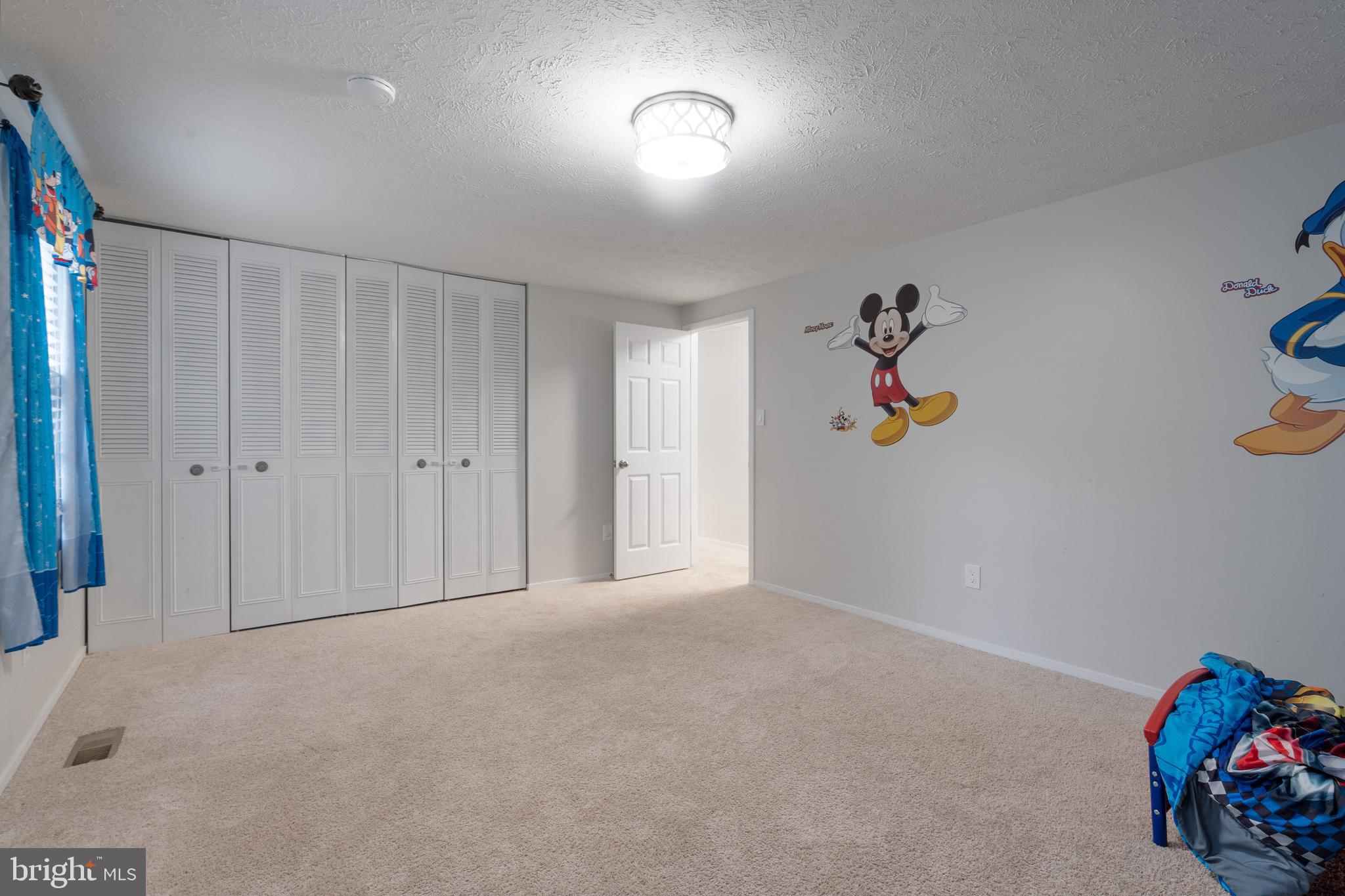 BURKE CENTRE - Residential