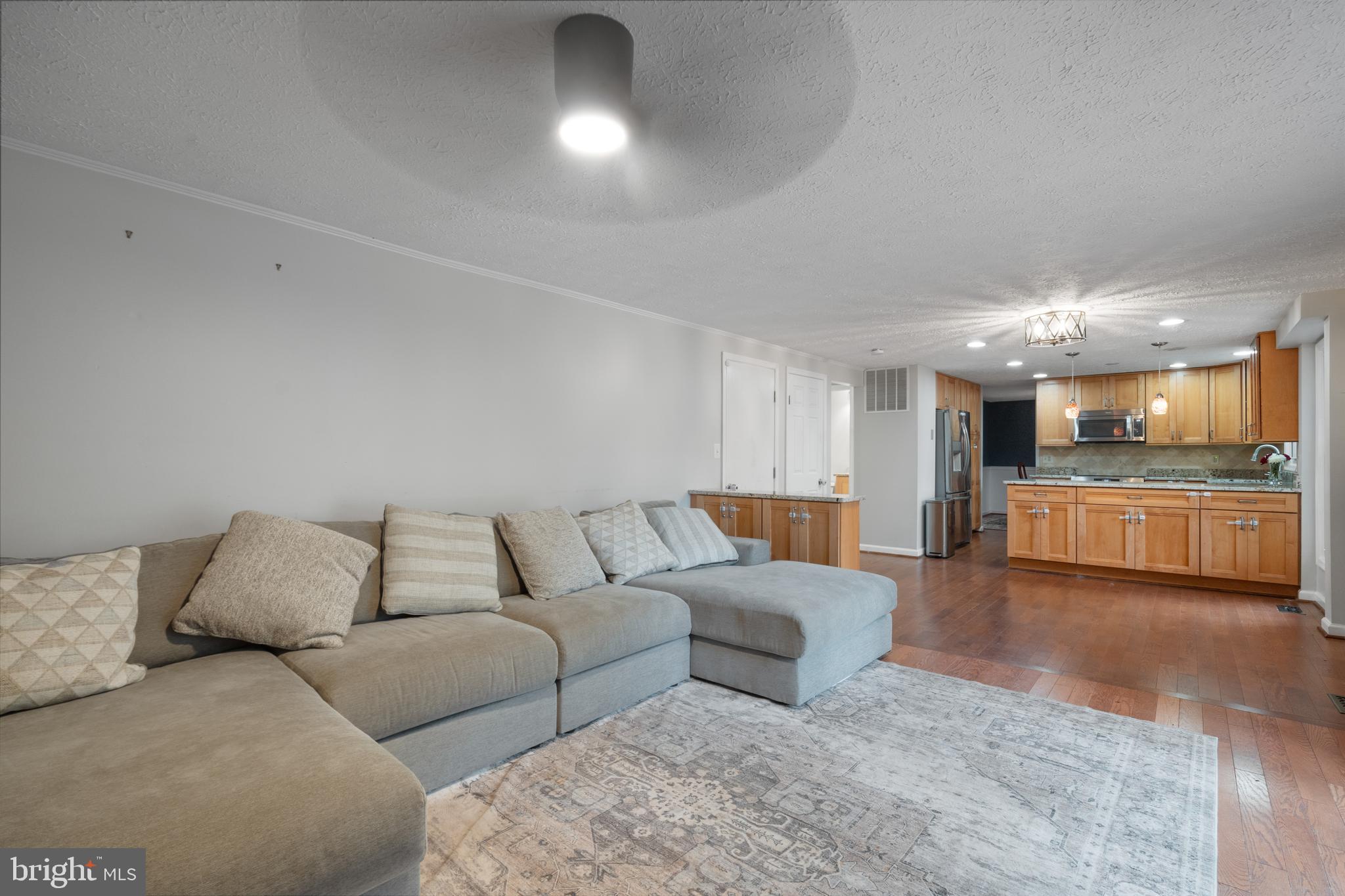 BURKE CENTRE - Residential