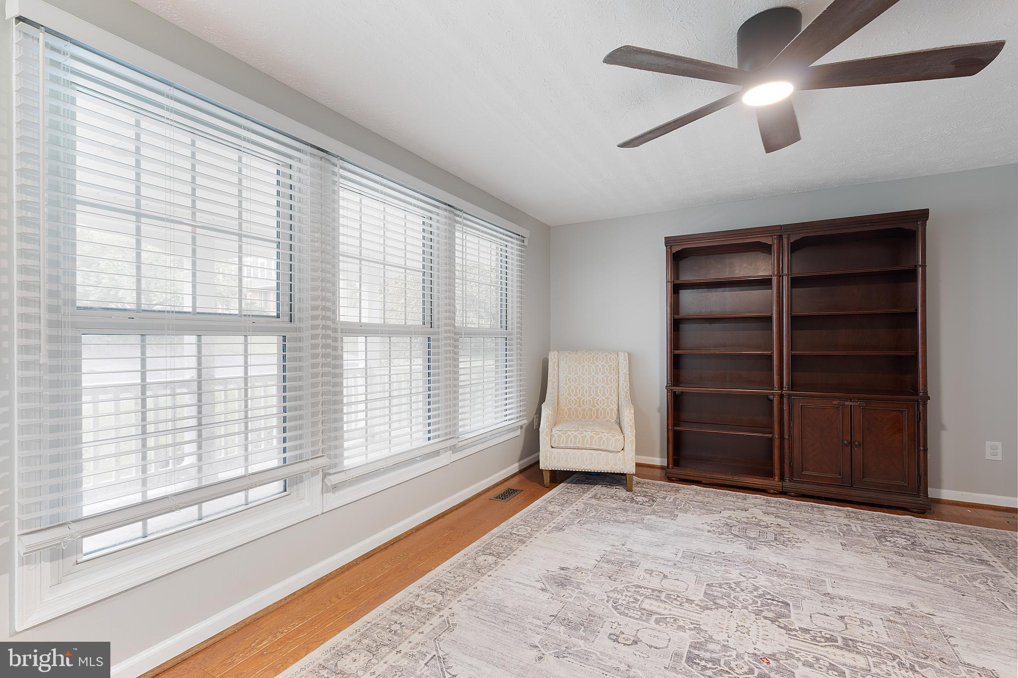 BURKE CENTRE - Residential