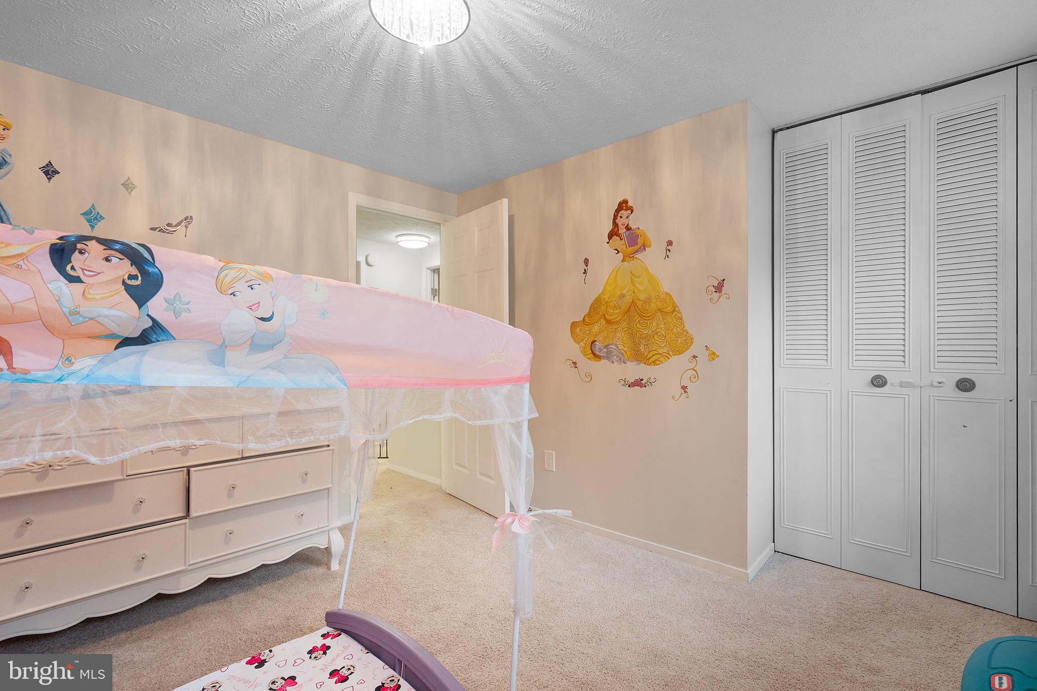 BURKE CENTRE - Residential