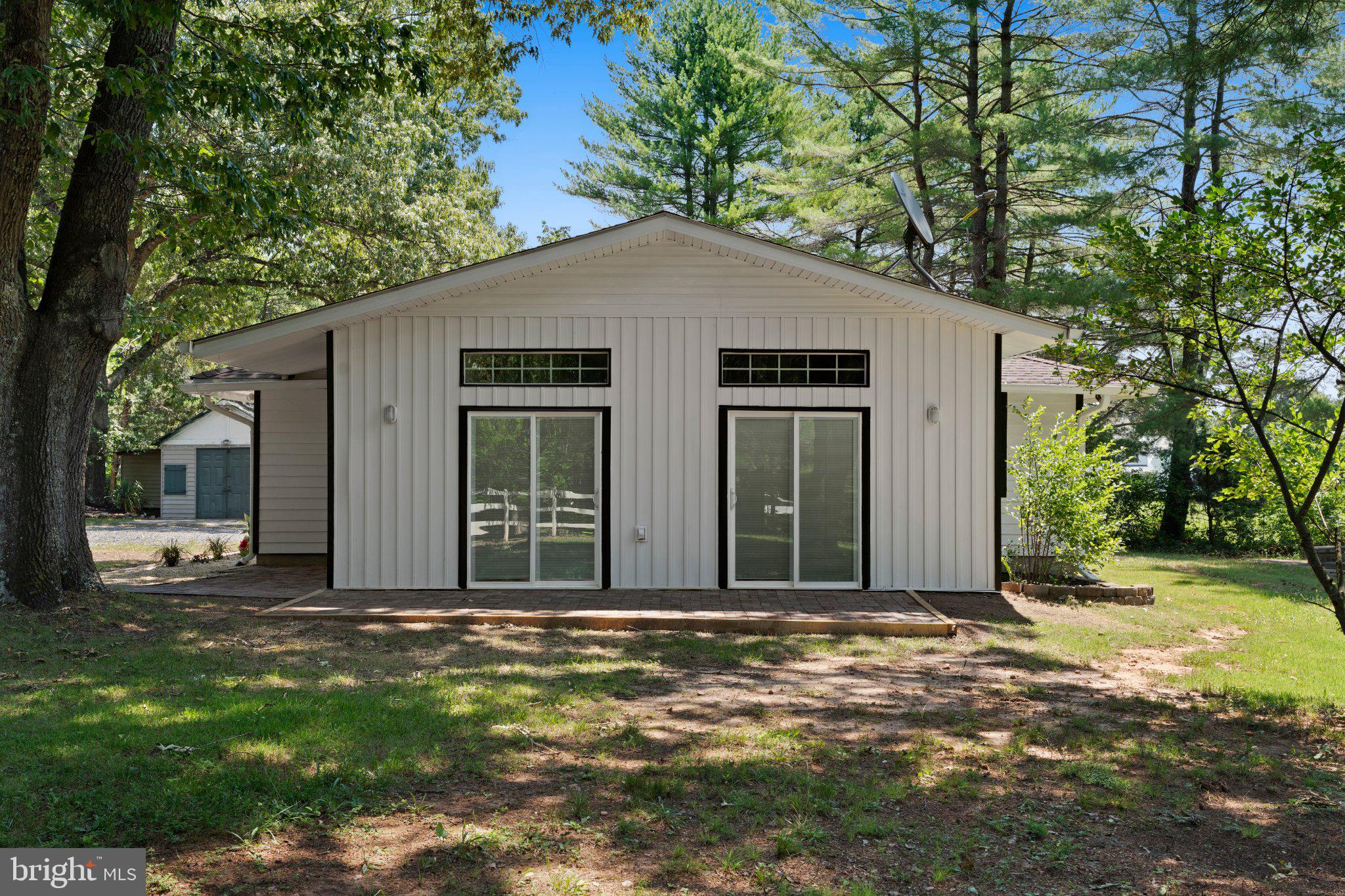 8405 SHIRLEY ROAD