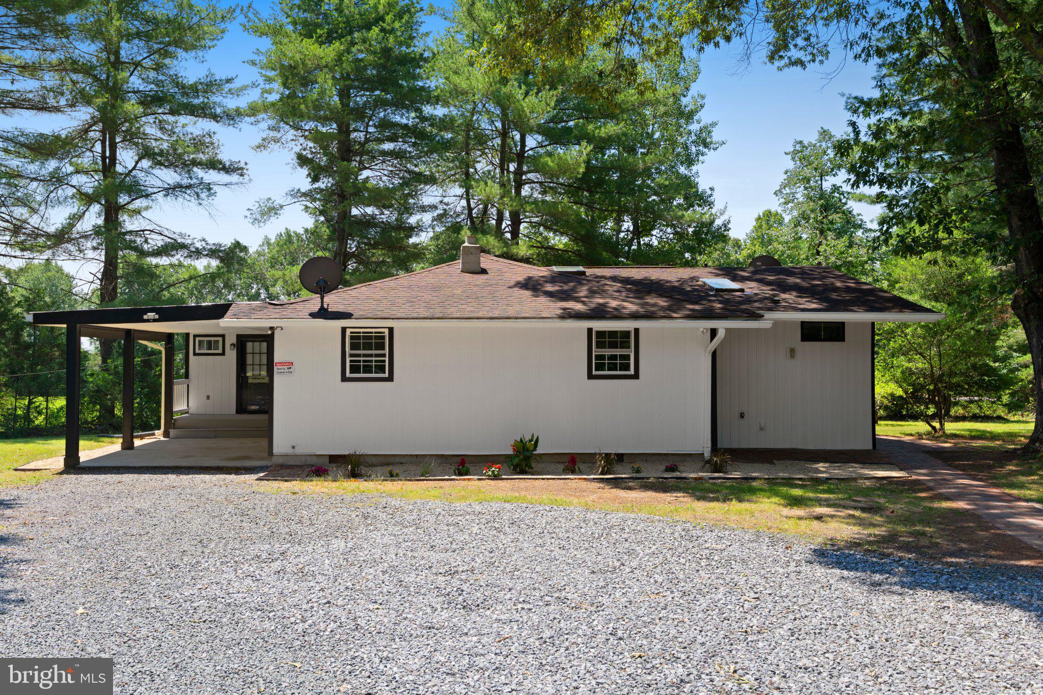 8405 SHIRLEY ROAD