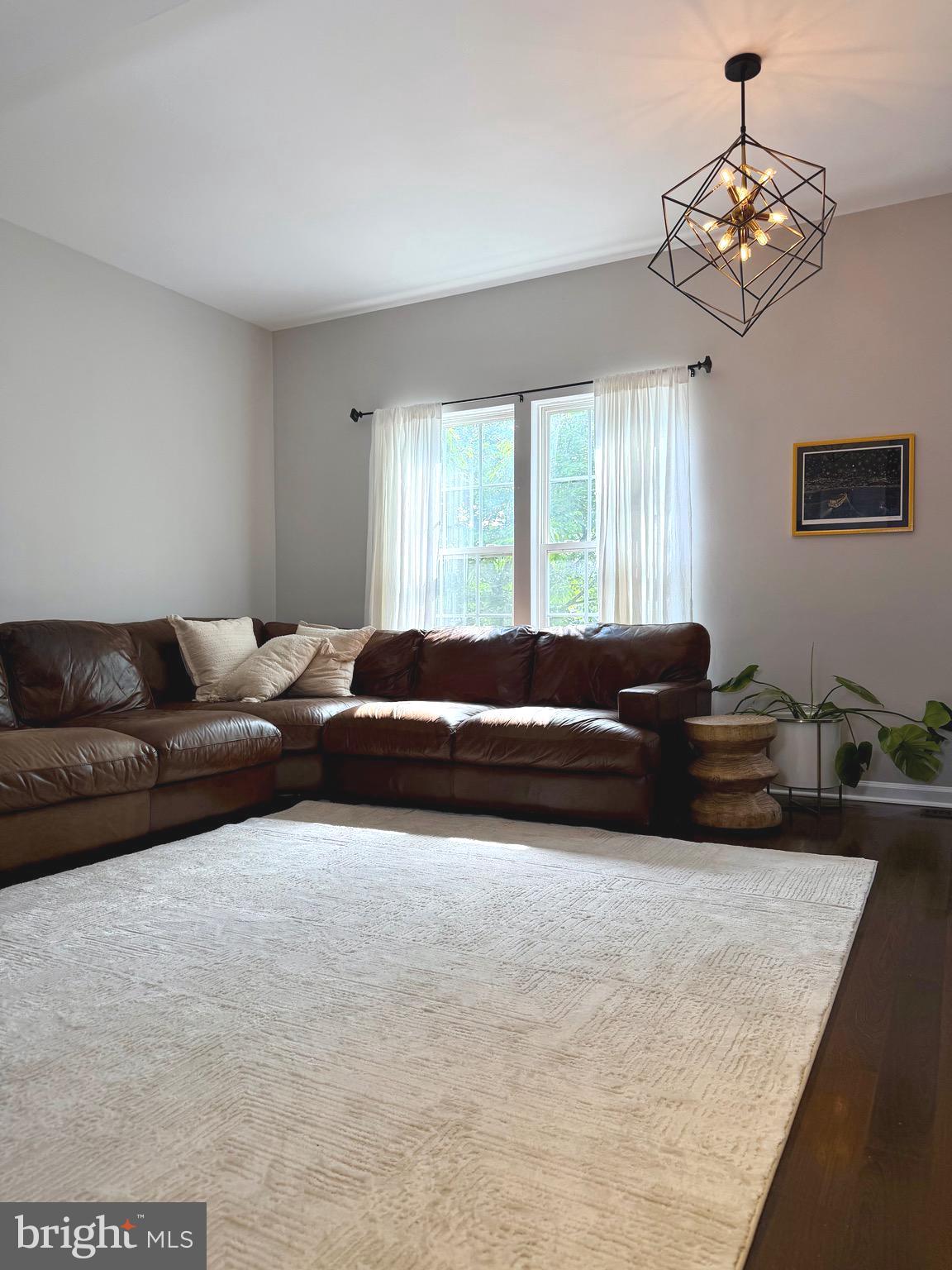 SOMERSET - Residential