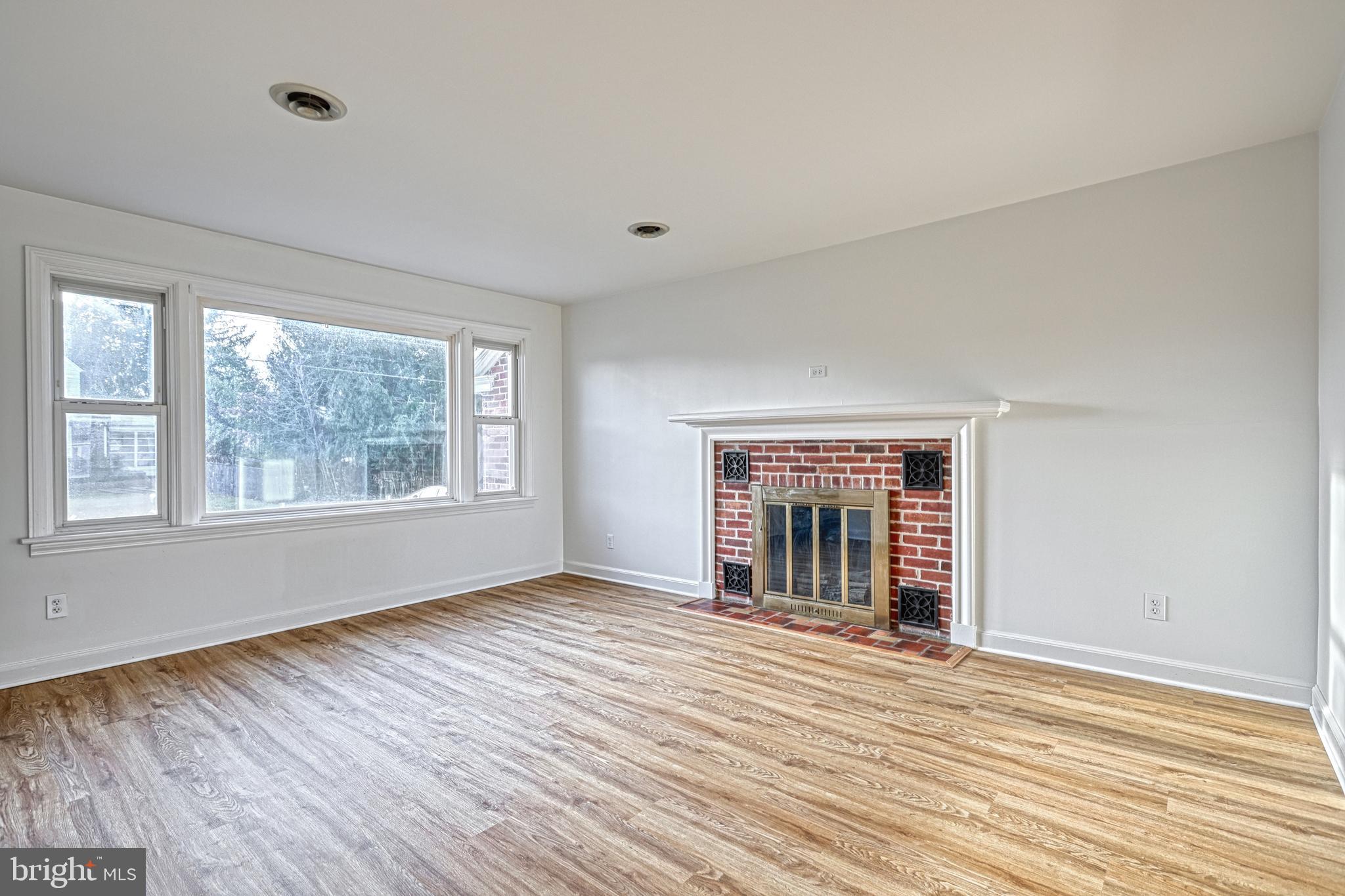 SPRINGETTSBURY - Residential