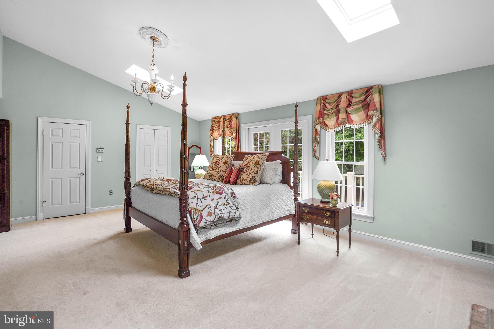 RUGBY HALL - Residential