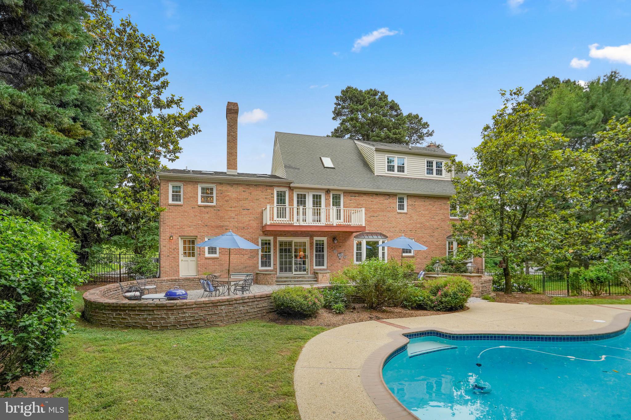 RUGBY HALL - Residential