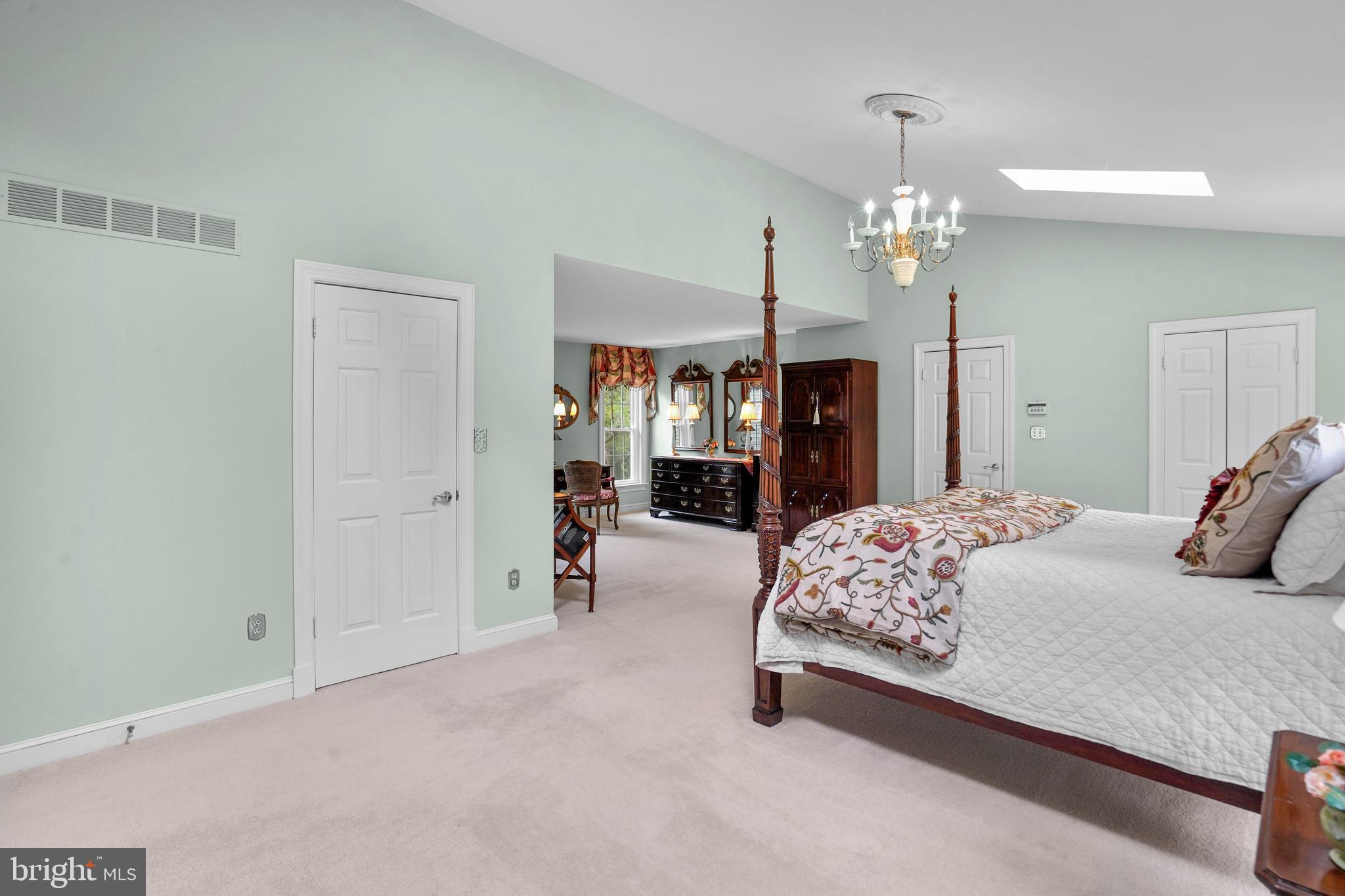 RUGBY HALL - Residential