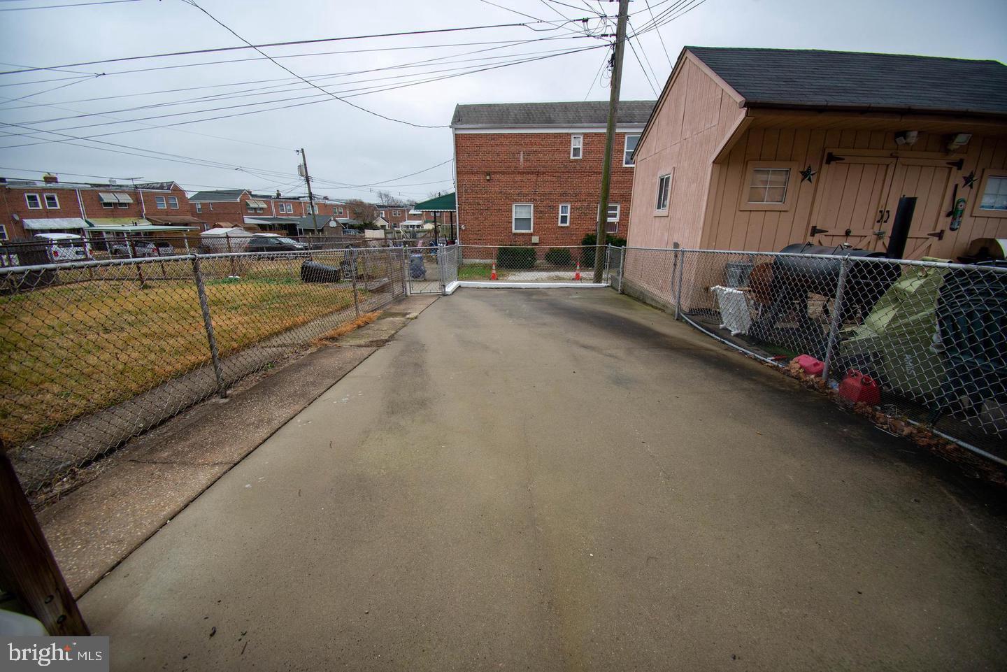 DUNDALK - Residential Lease