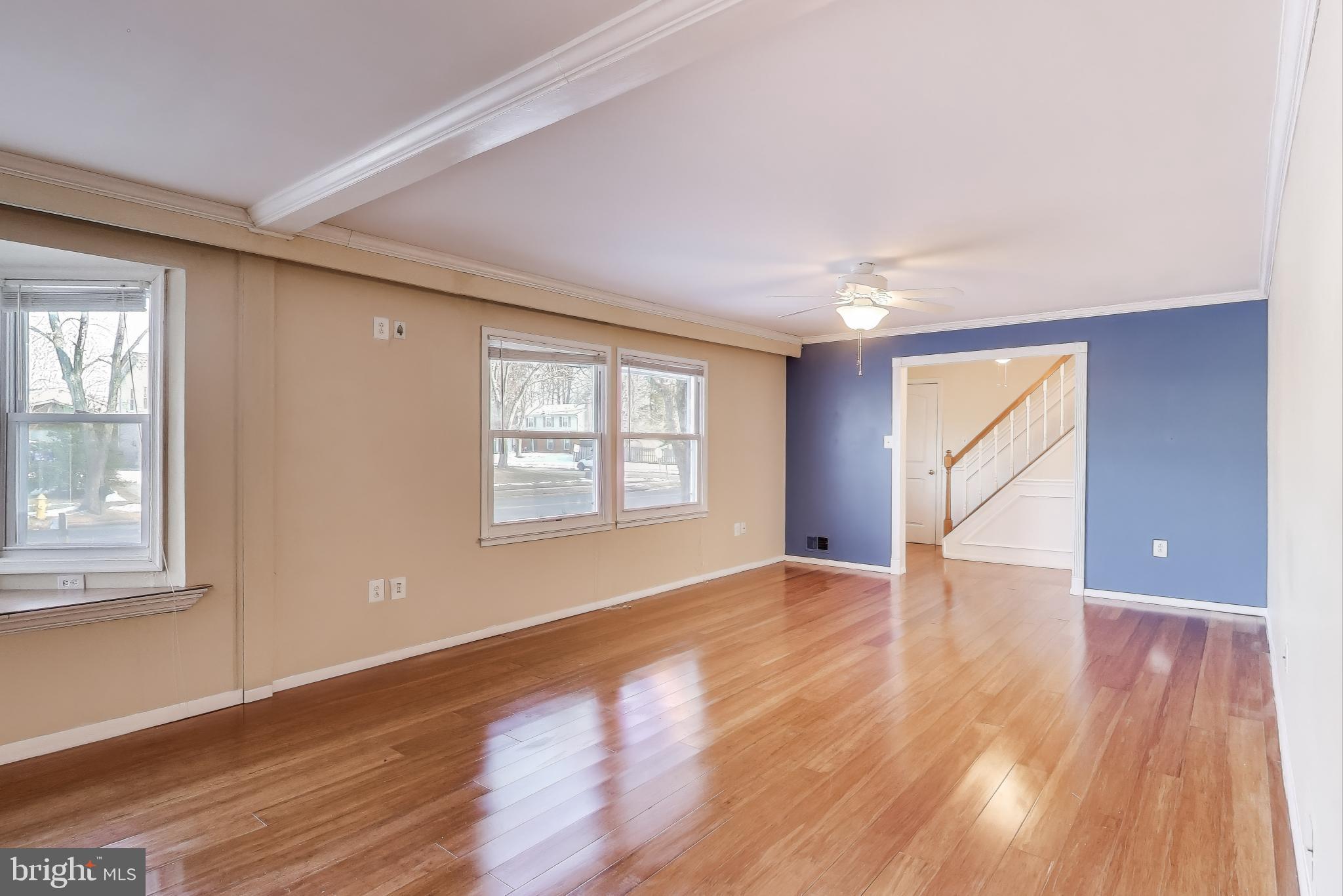 413 UNIVERSITY DRIVE