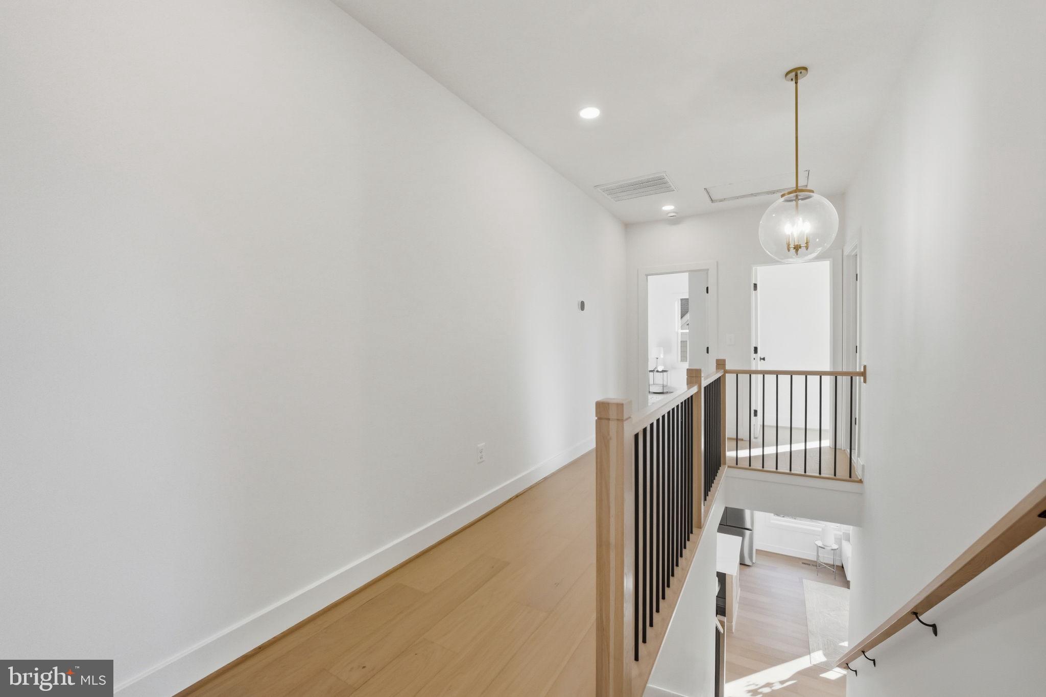 BRANDON VILLAGE - Residential