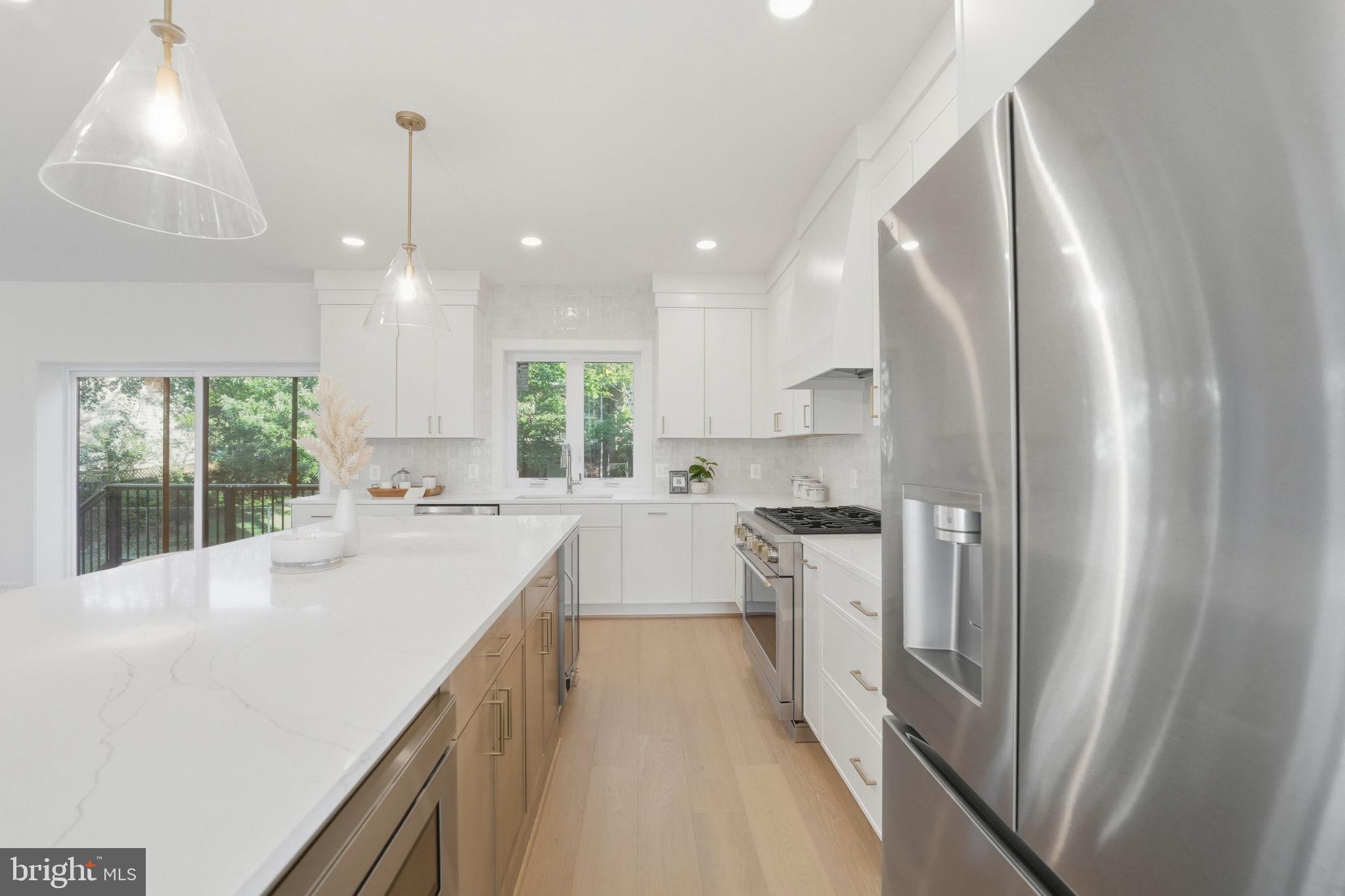 BRANDON VILLAGE - Residential