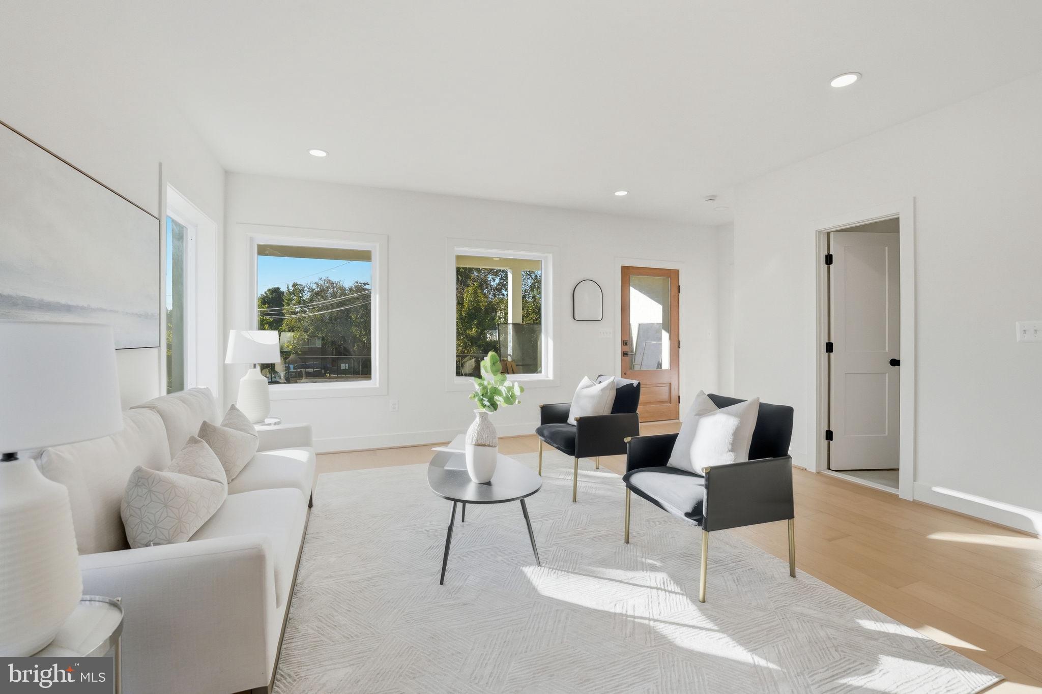 BRANDON VILLAGE - Residential