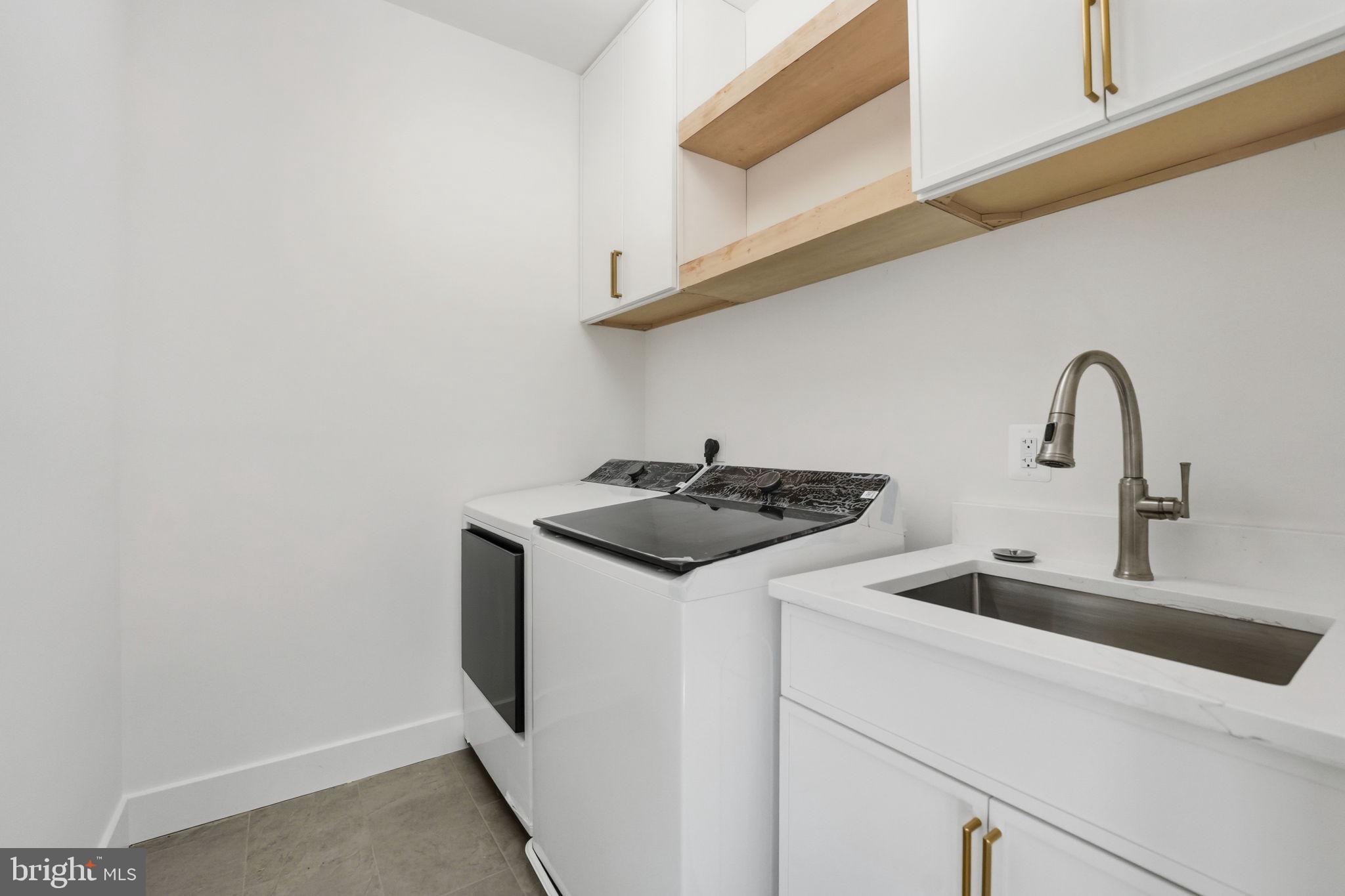 BRANDON VILLAGE - Residential