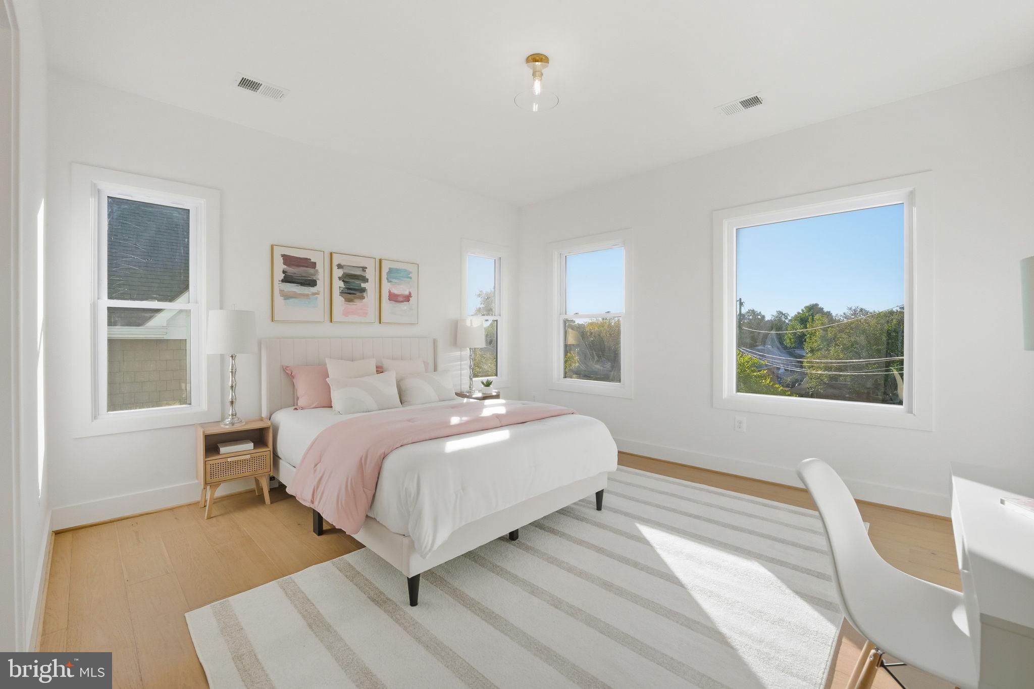 BRANDON VILLAGE - Residential