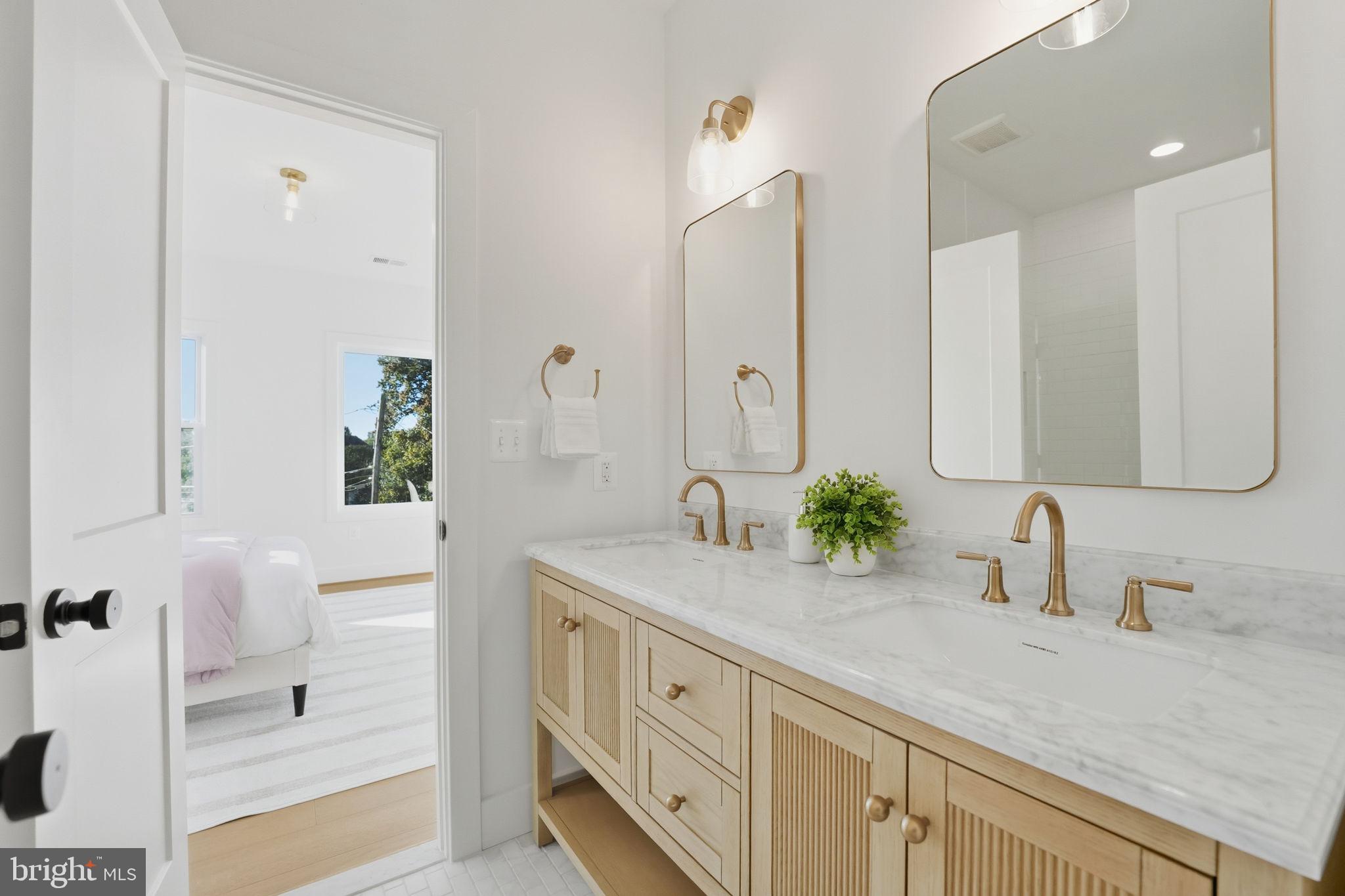 BRANDON VILLAGE - Residential