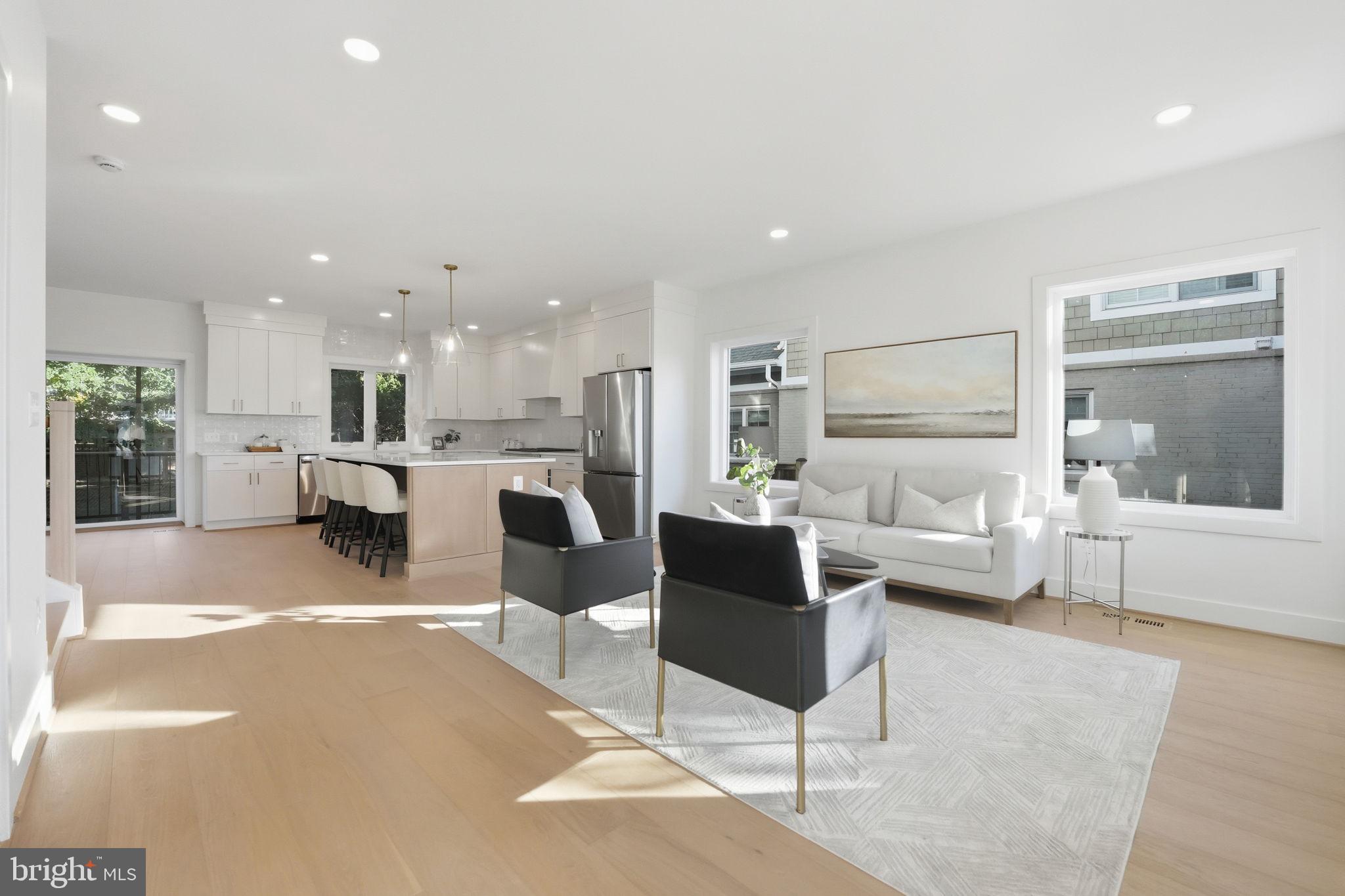 BRANDON VILLAGE - Residential