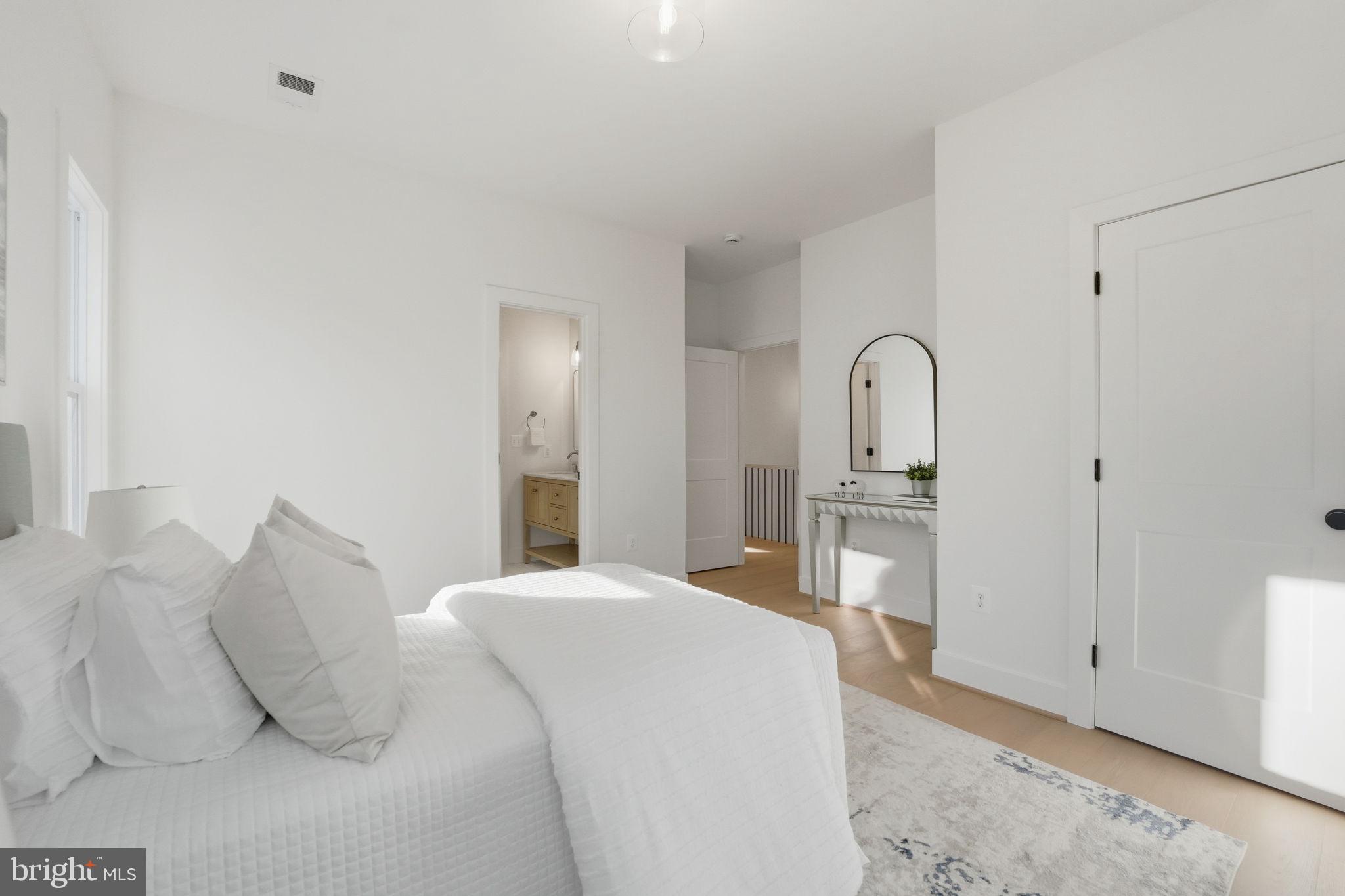 BRANDON VILLAGE - Residential