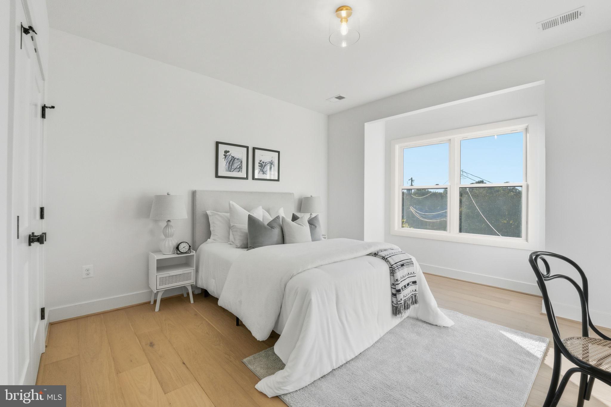 BRANDON VILLAGE - Residential