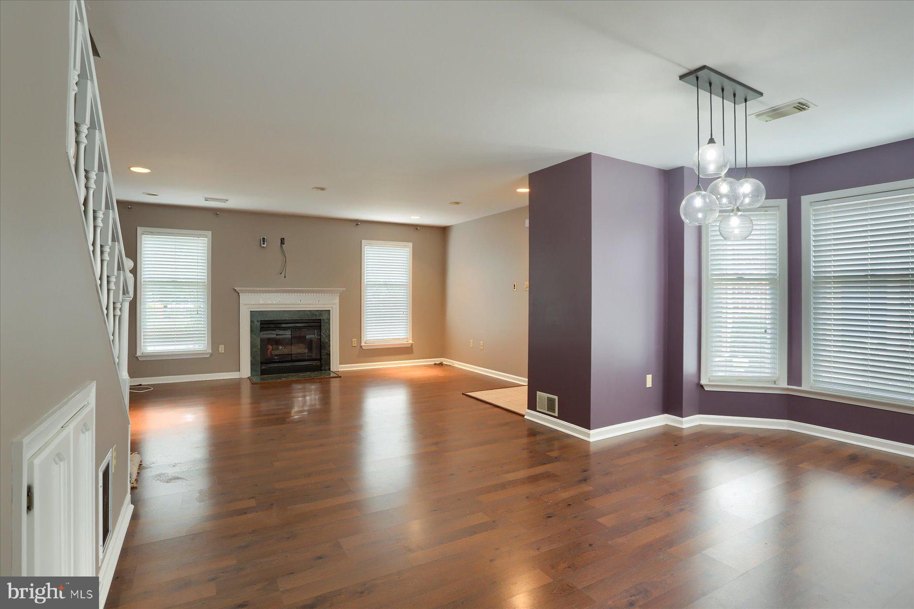 VILLAGE OF MORELAND - Residential