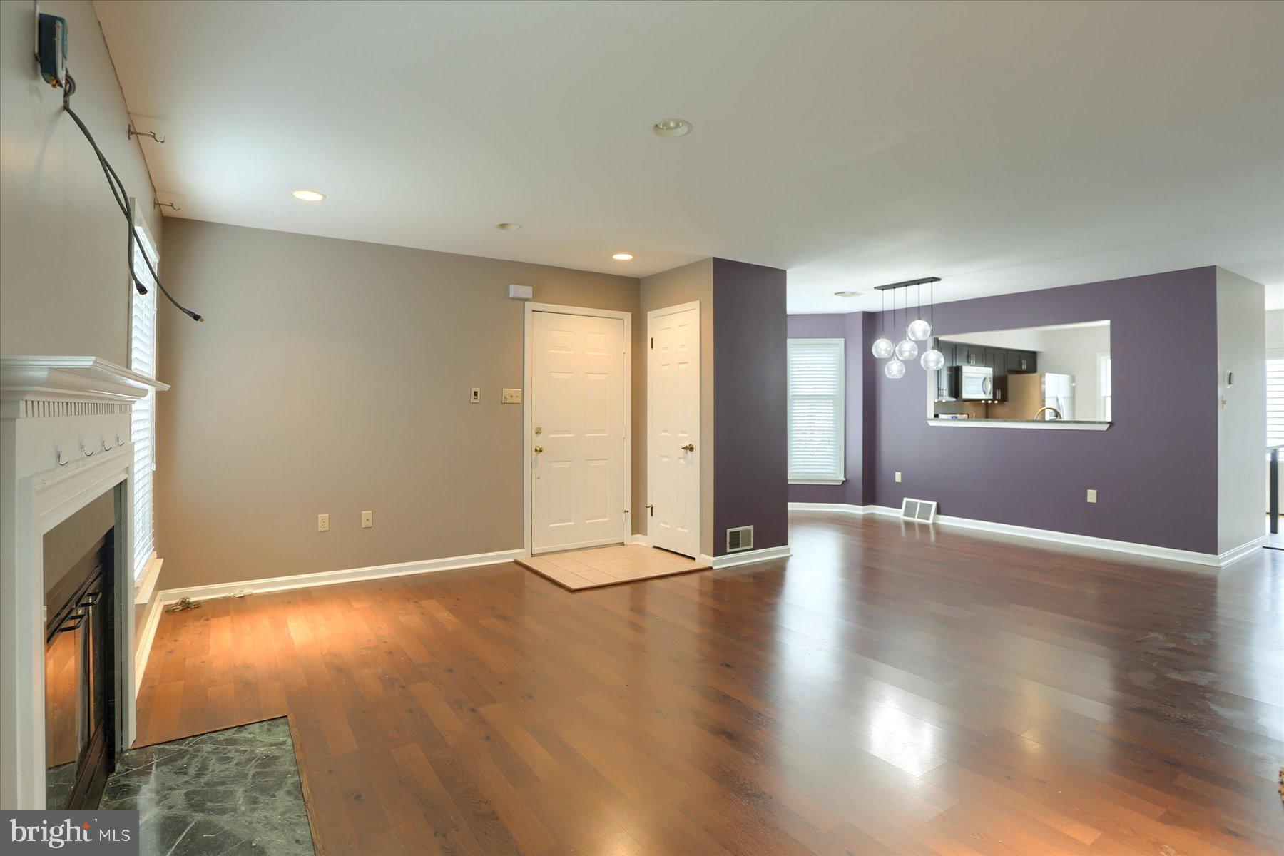 VILLAGE OF MORELAND - Residential