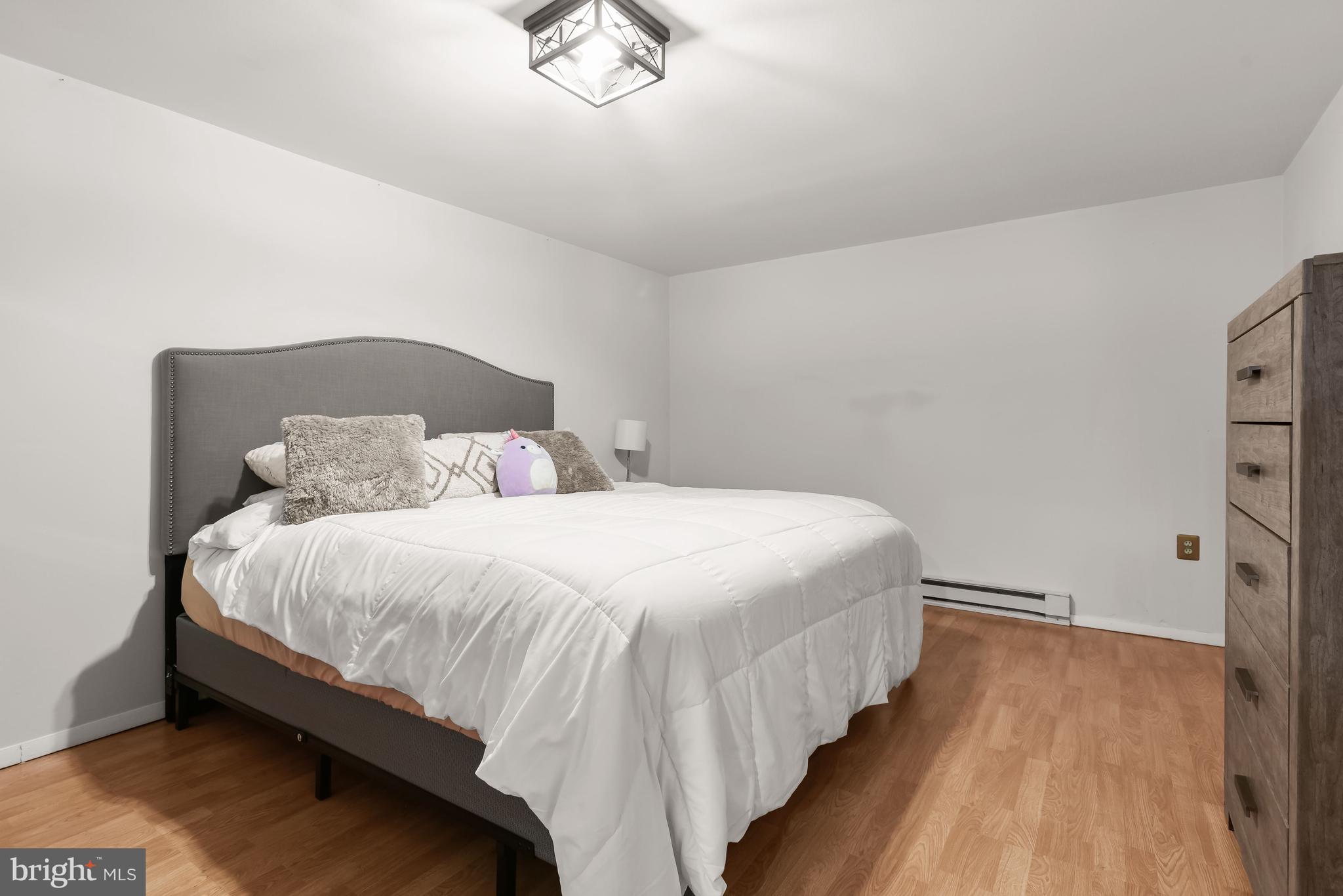 SHIPLEYS CHOICE - Residential